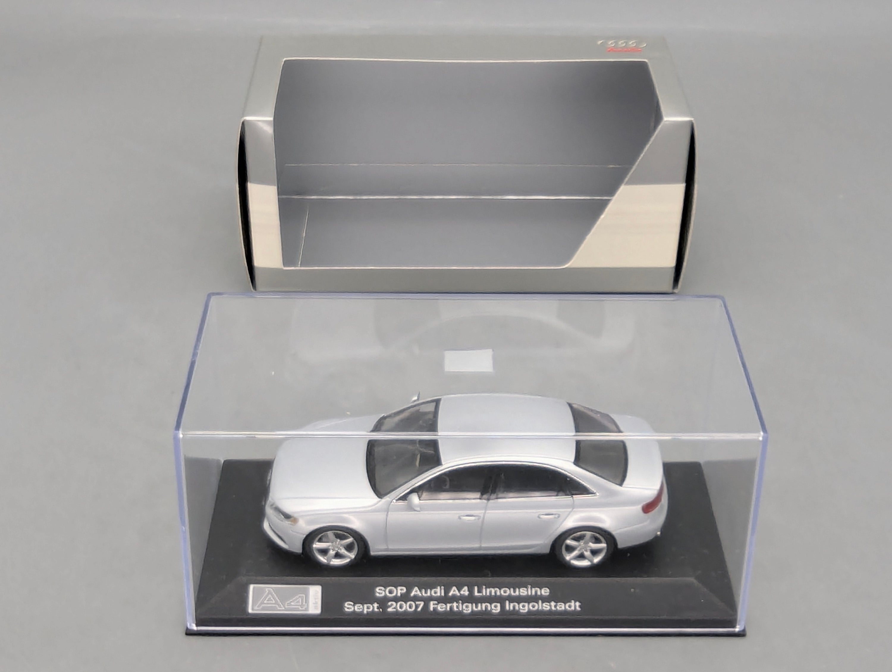 Model Cars 1:43 Minichamps Mercedes Benz SL65 AMG Black Series Silver with original packaging