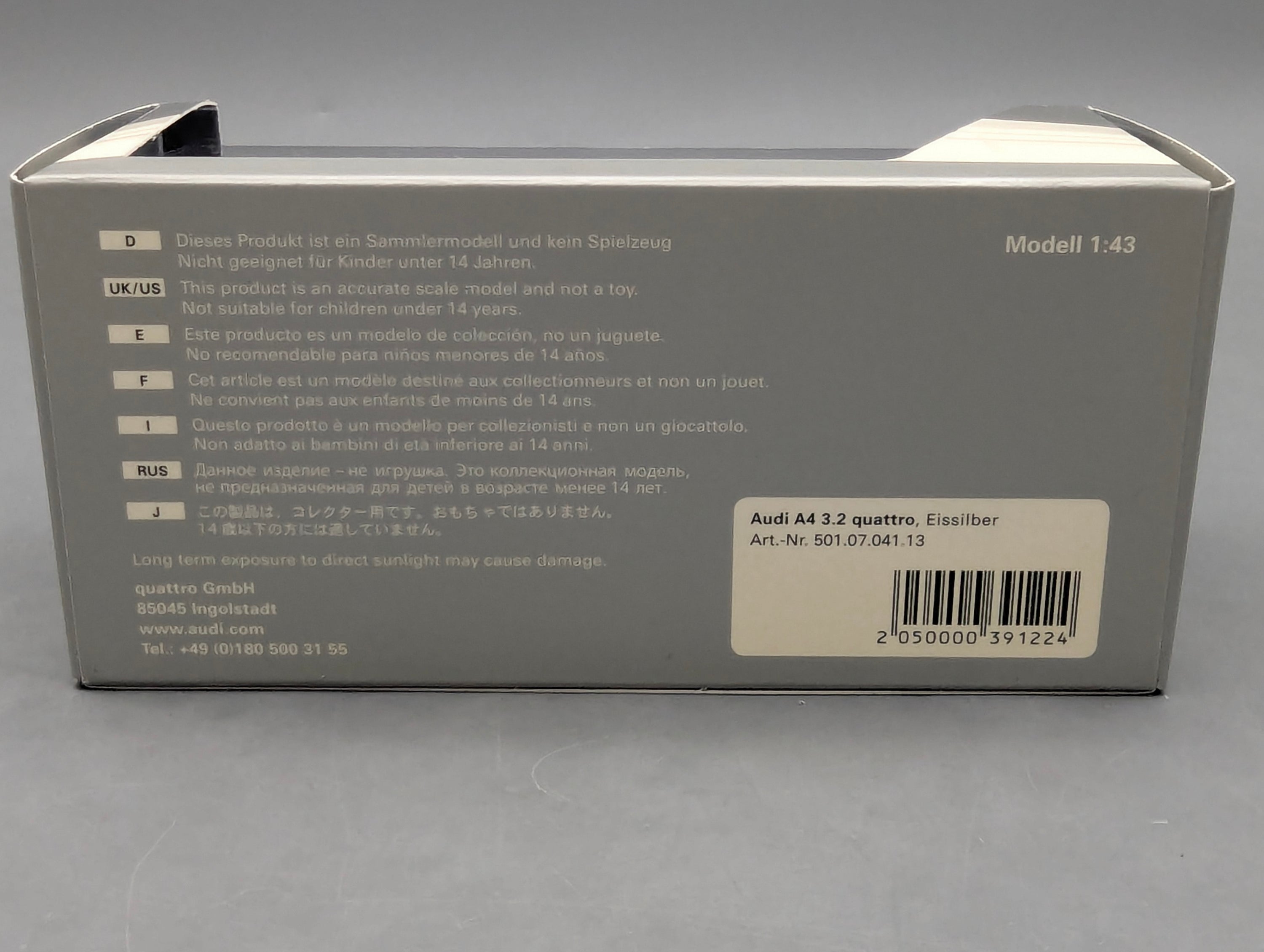 Model Cars 1:43 Minichamps Mercedes Benz SL65 AMG Black Series Silver with original packaging