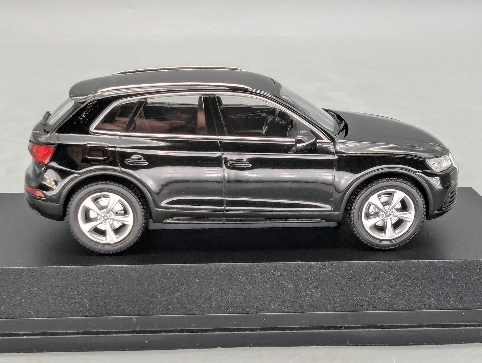 Coches en miniatura 1:43 Minichamps Mercedes Benz SL65 AMG Black Series Plata con embalaje original