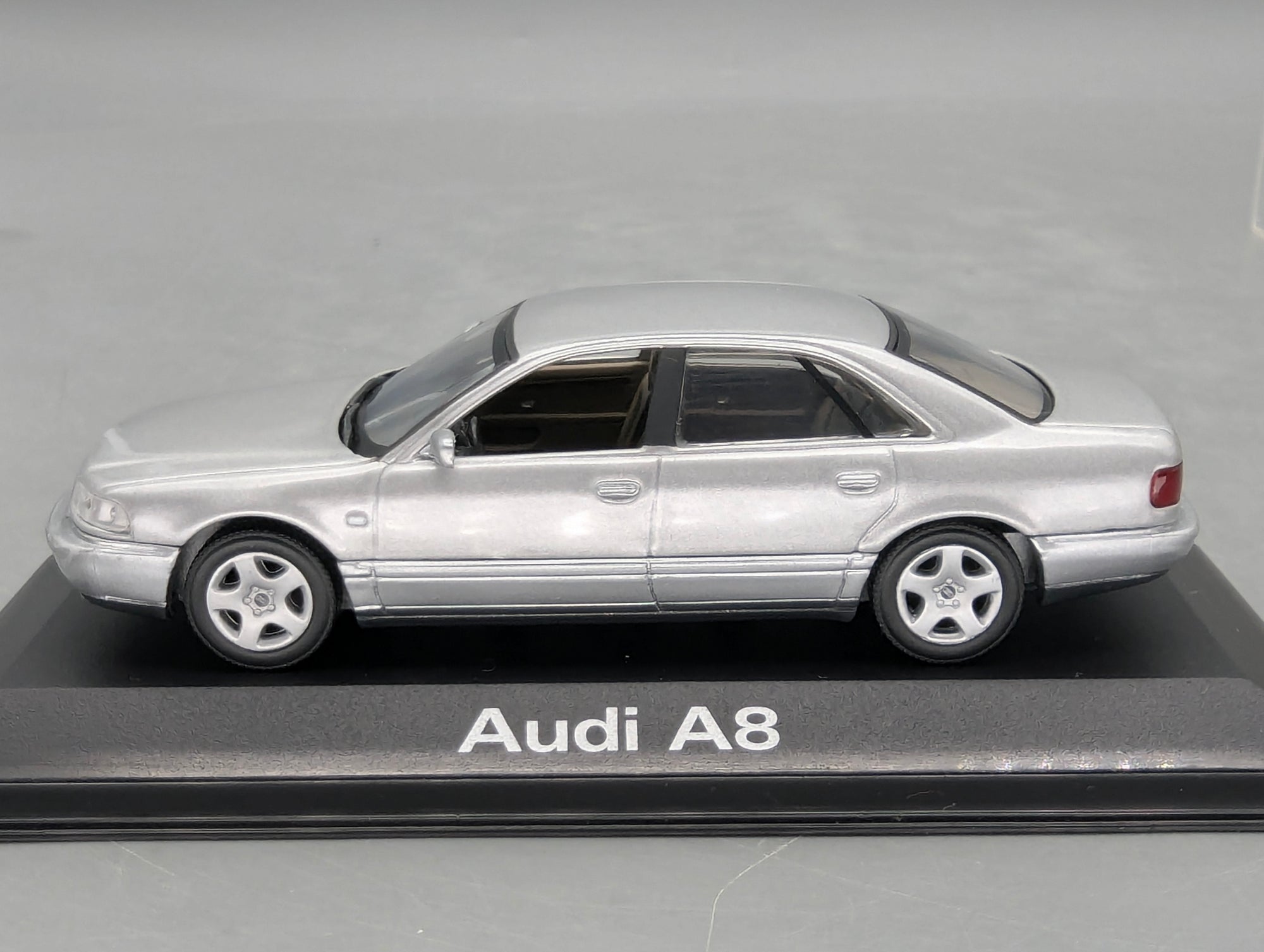 Model Cars 1:43 Minichamps Mercedes Benz SL65 AMG Black Series Silver with original packaging