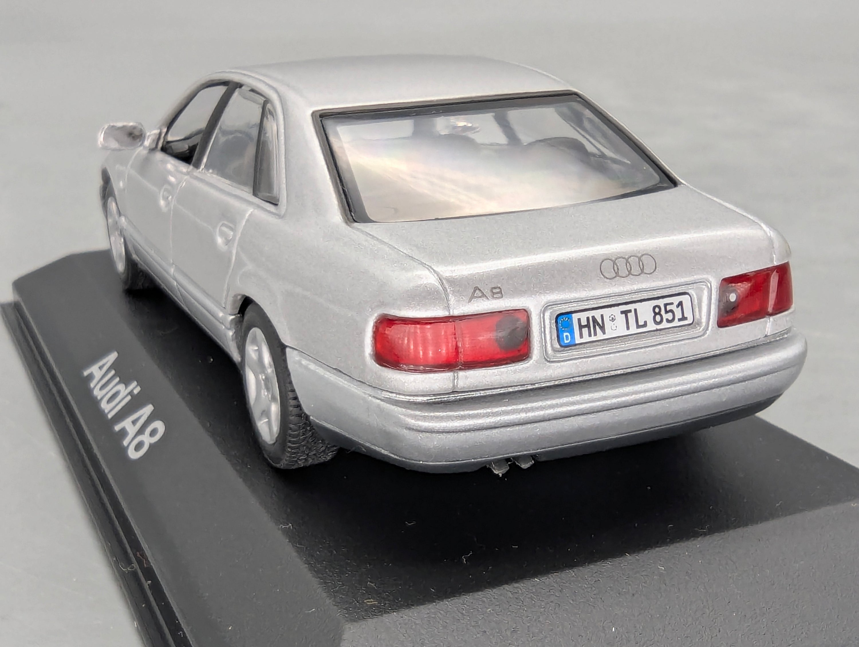Model Cars 1:43 Minichamps Mercedes Benz SL65 AMG Black Series Silver with original packaging