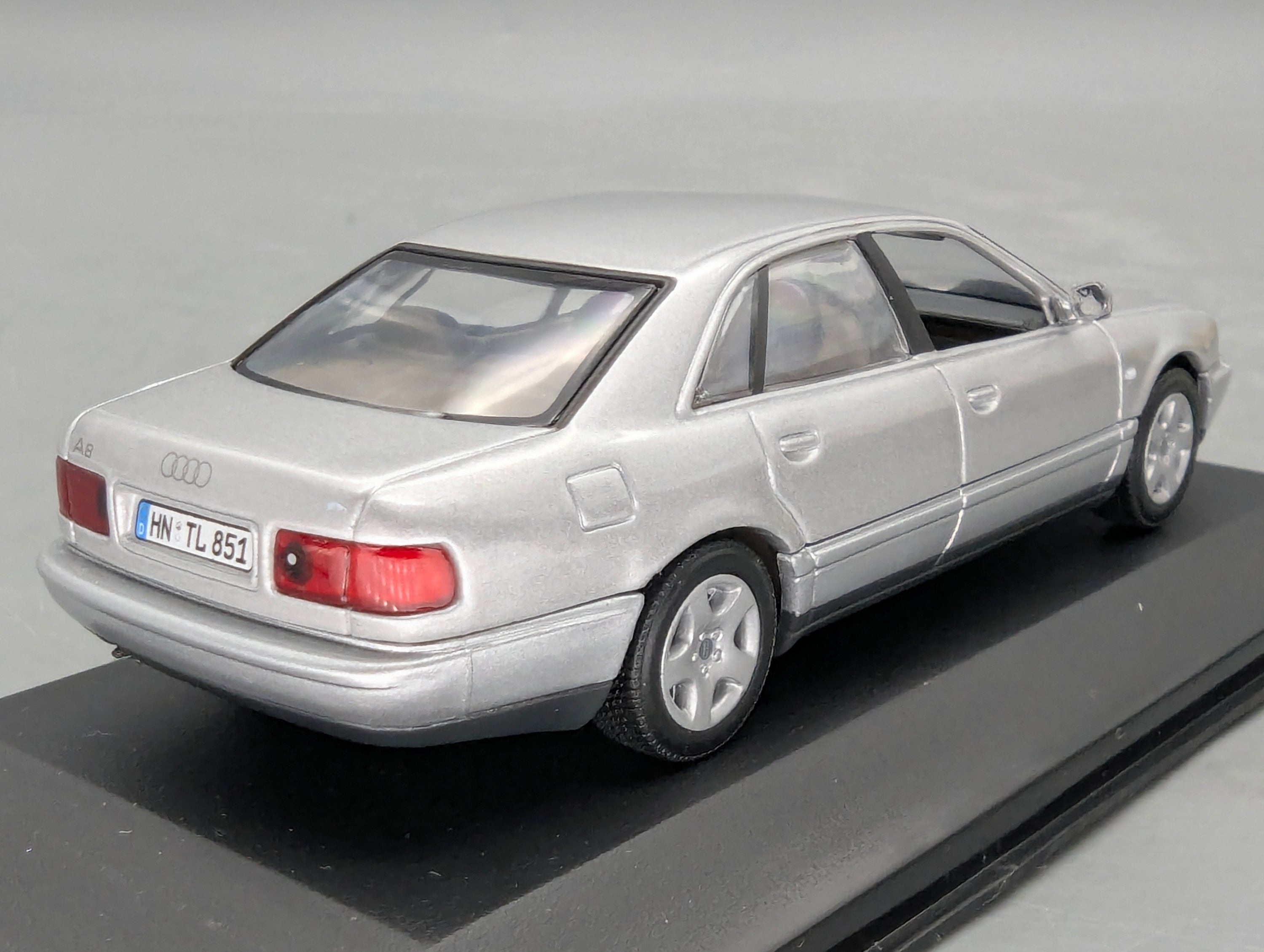 Model Cars 1:43 Minichamps Mercedes Benz SL65 AMG Black Series Silver with original packaging