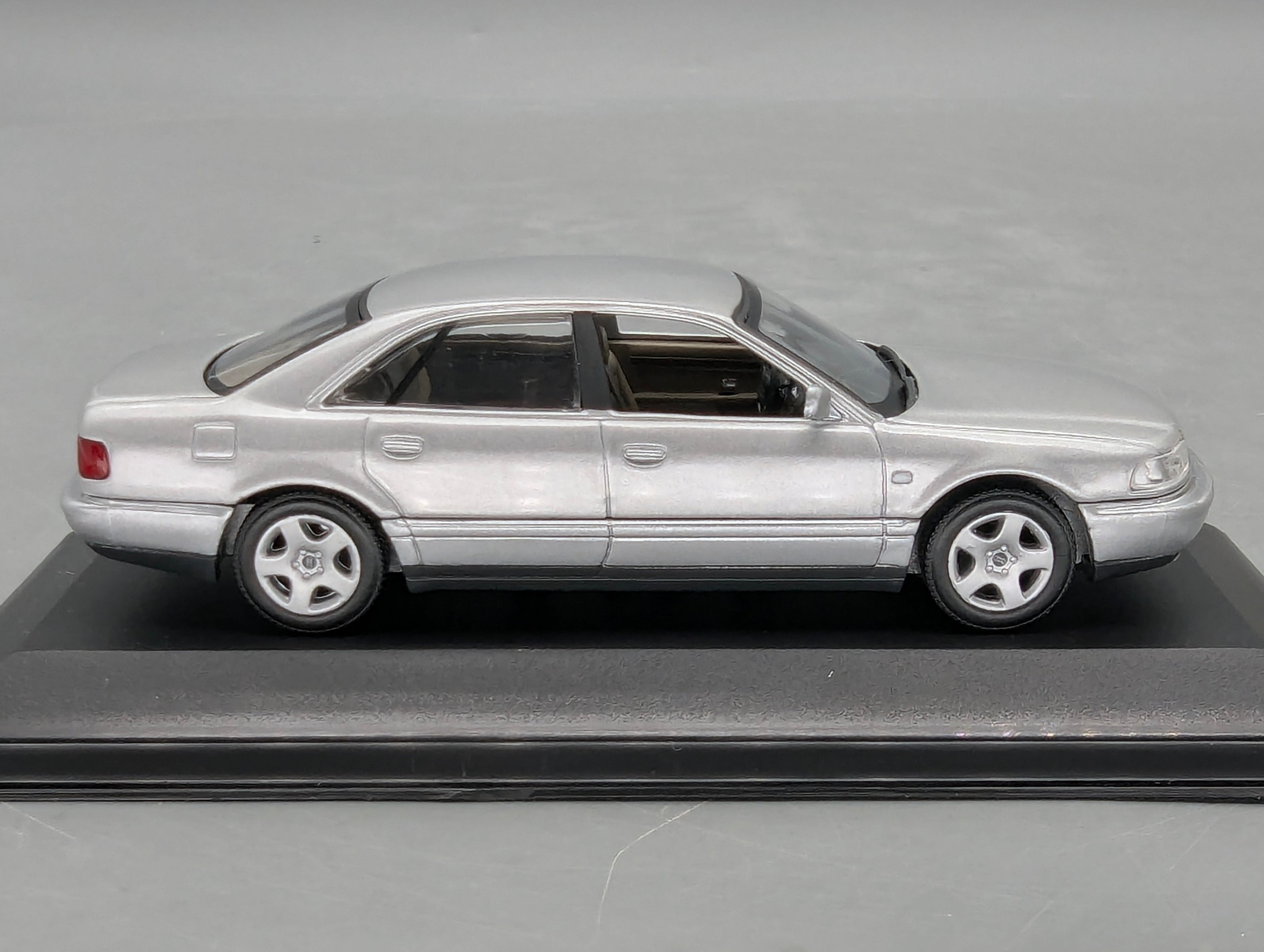 Model Cars 1:43 Minichamps Mercedes Benz SL65 AMG Black Series Silver with original packaging