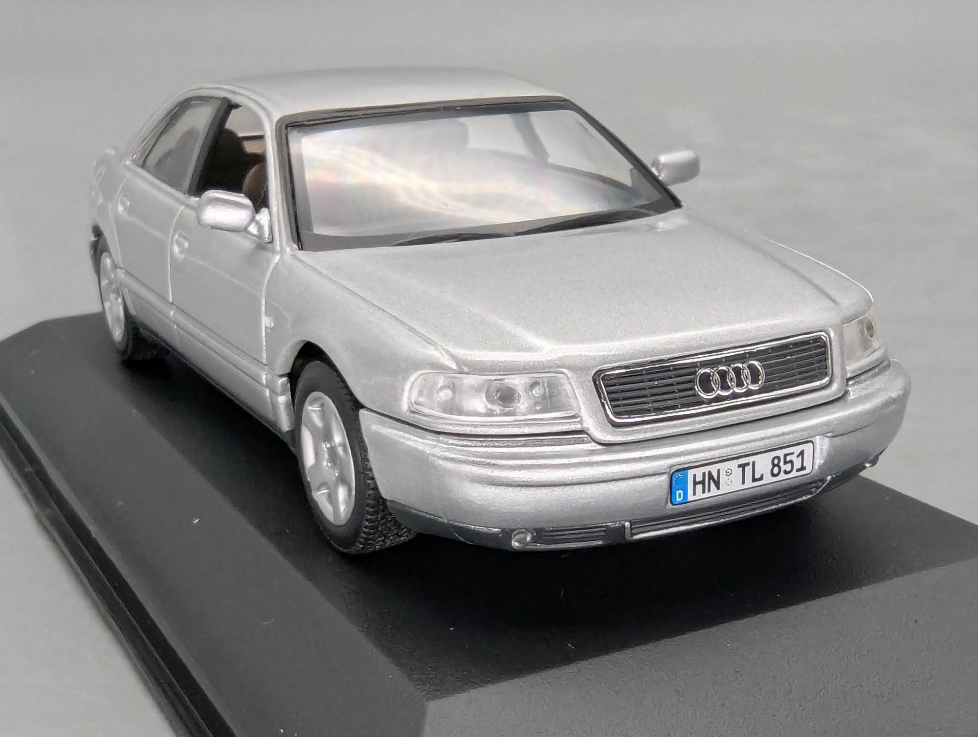 Model Cars 1:43 Minichamps Mercedes Benz SL65 AMG Black Series Silver with original packaging
