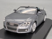 Model Cars 1:43 Minichamps Mercedes Benz SL65 AMG Black Series Silver with original packaging