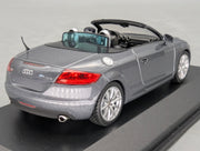 Model Cars 1:43 Minichamps Mercedes Benz SL65 AMG Black Series Silver with original packaging