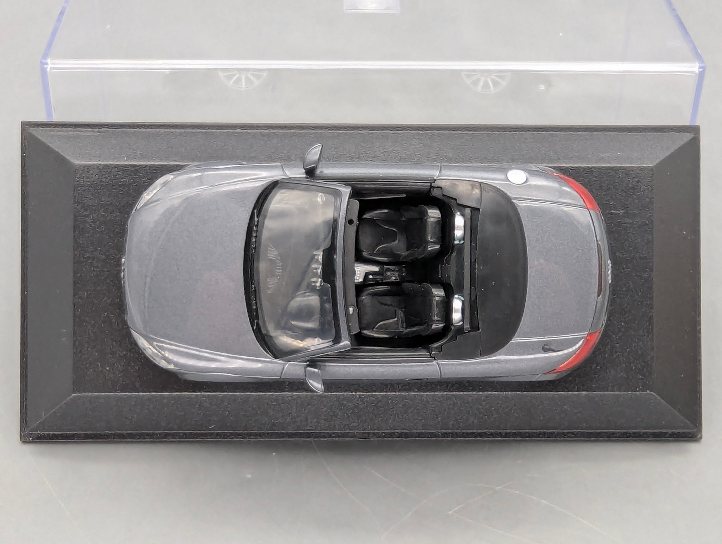 Model Cars 1:43 Minichamps Mercedes Benz SL65 AMG Black Series Silver with original packaging