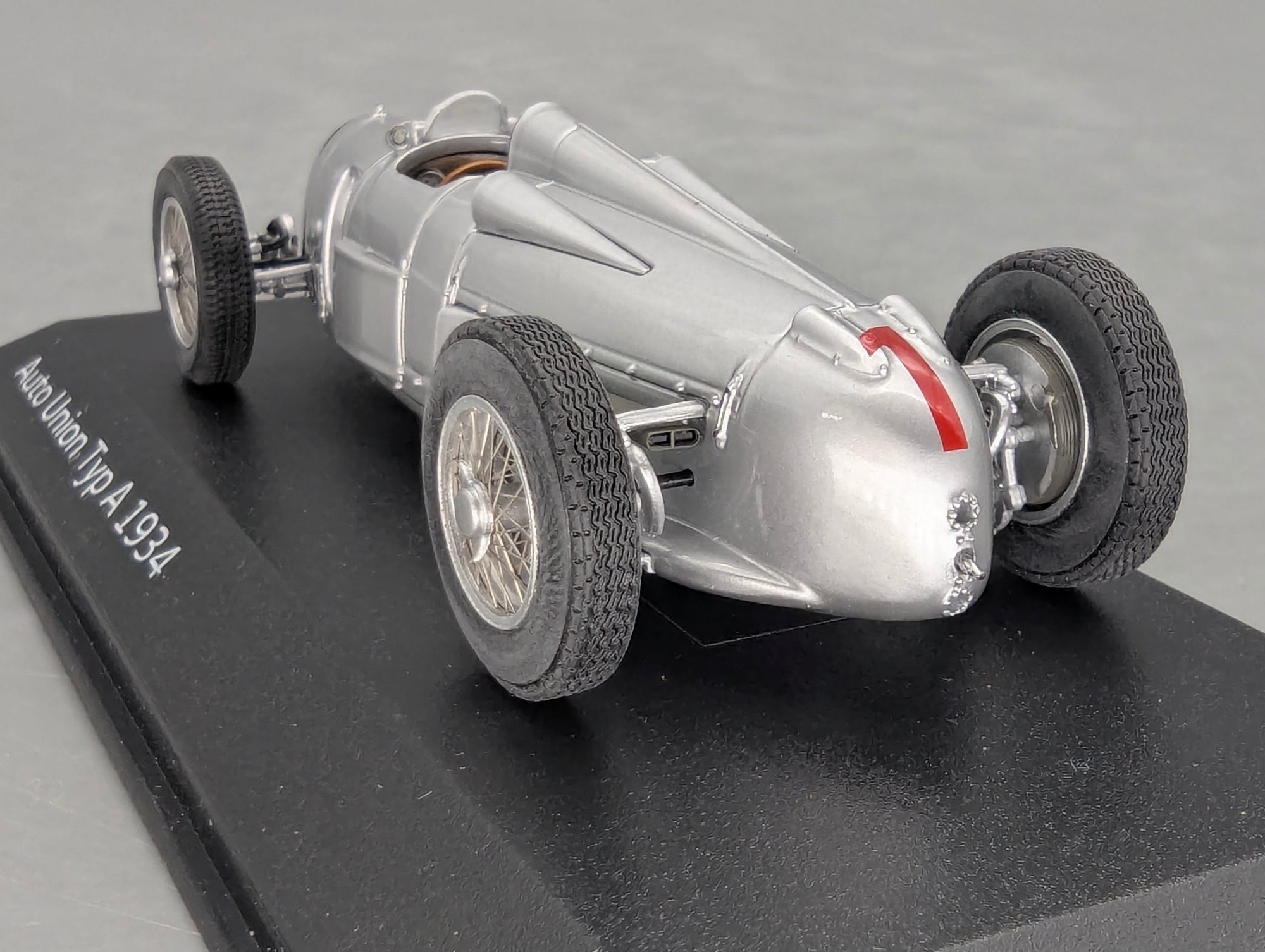 Modellautos 1:43 Minichamps Audi Auto Union Typ A 1934 Silber mit Dealer OVP