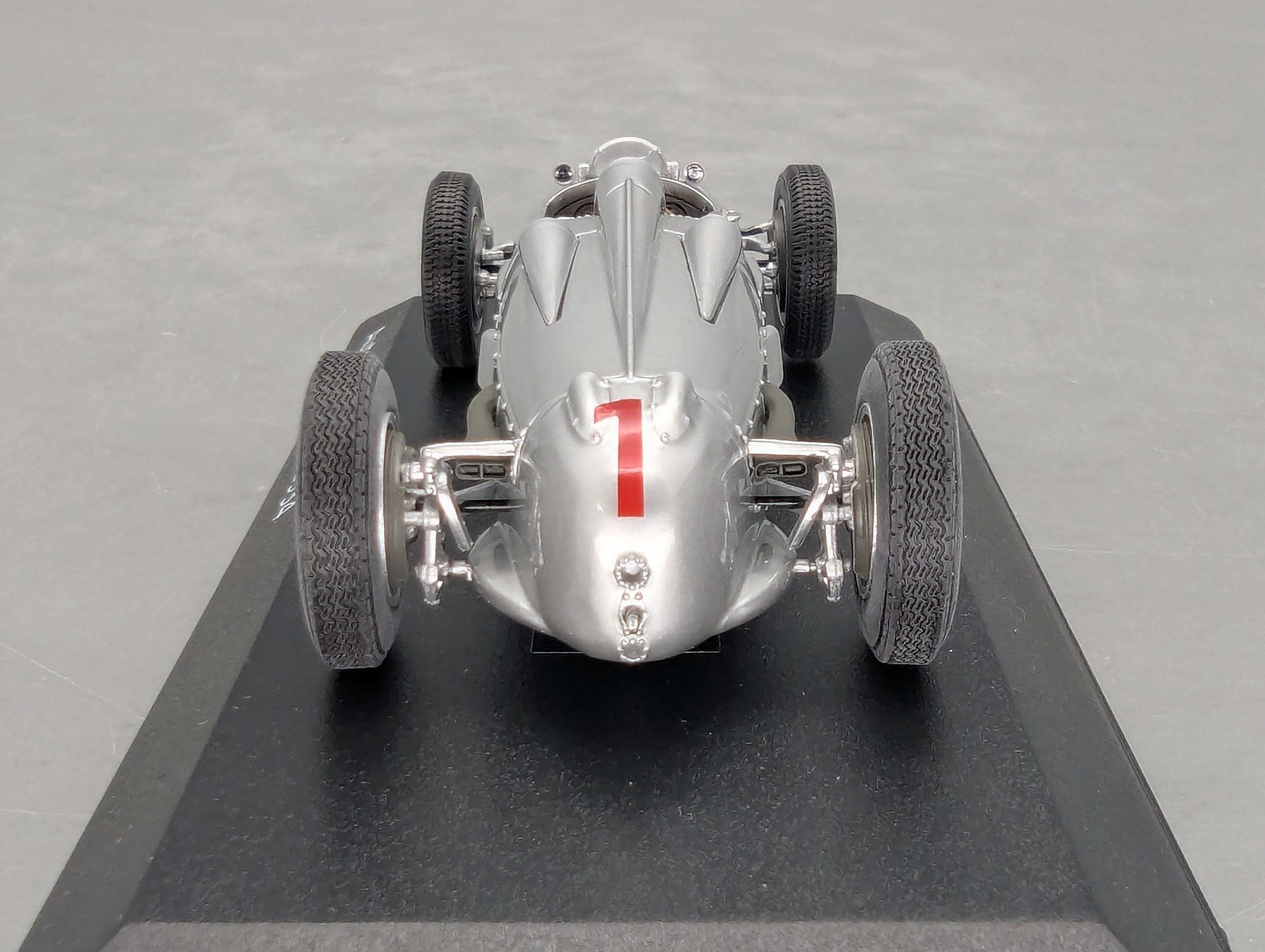 Modellautos 1:43 Minichamps Audi Auto Union Typ A 1934 Silber mit Dealer OVP