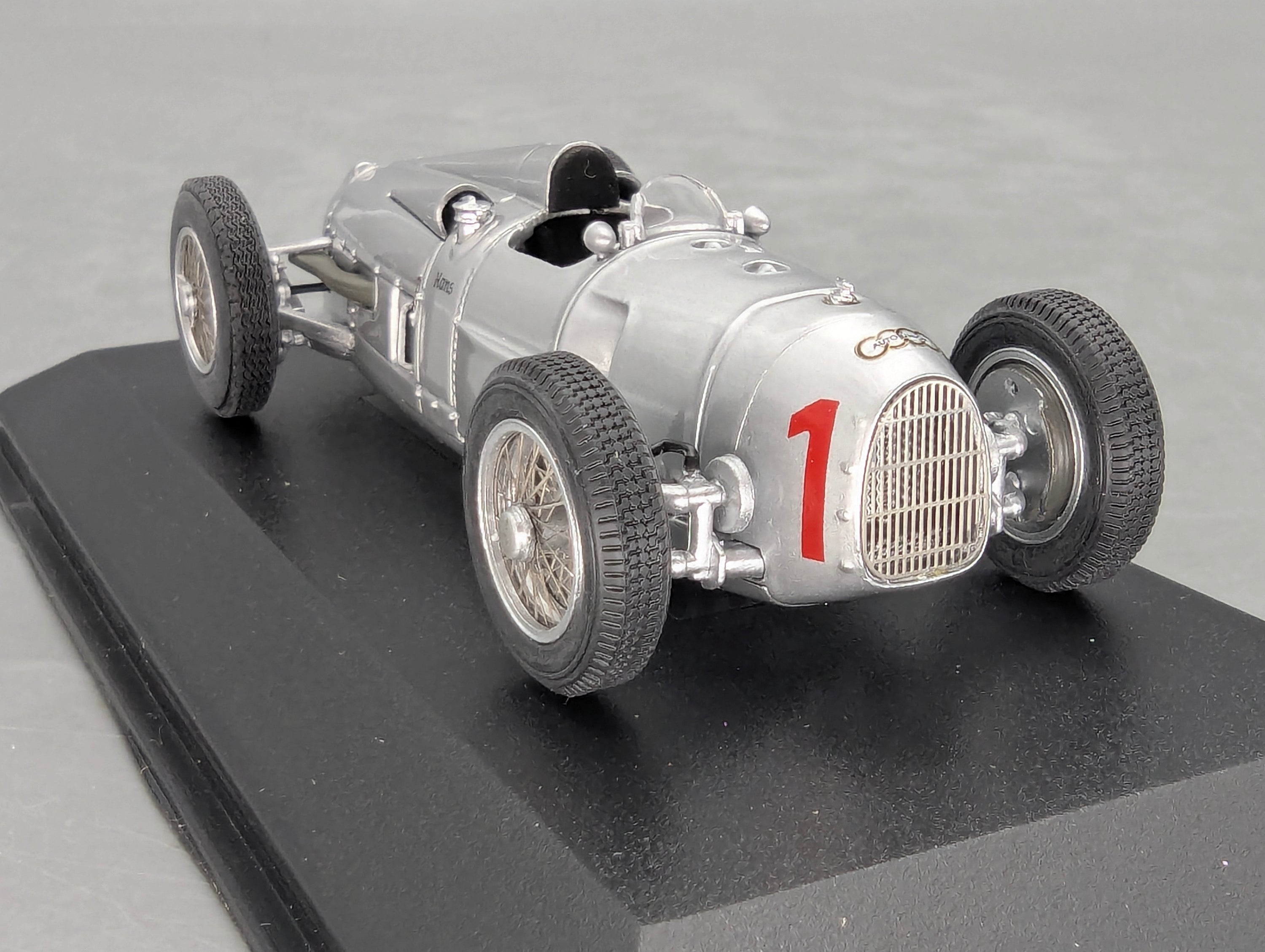Modellautos 1:43 Minichamps Audi Auto Union Typ A 1934 Silber mit Dealer OVP