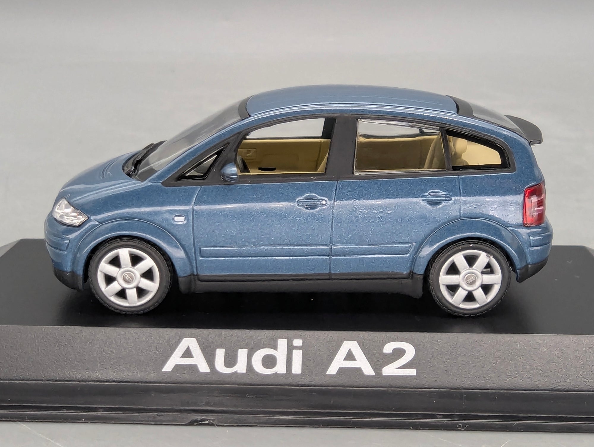 Model Cars 1:43 Minichamps Mercedes Benz SL65 AMG Black Series Silver with original packaging