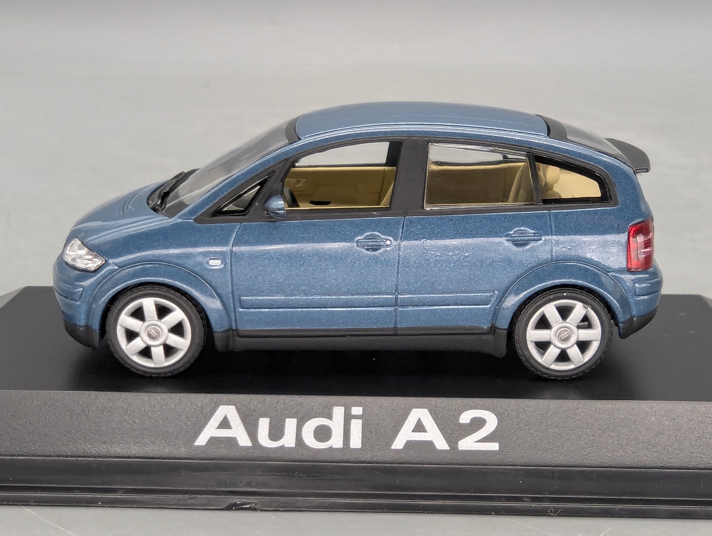 Model Cars 1:43 Minichamps Mercedes Benz SL65 AMG Black Series Silver with original packaging