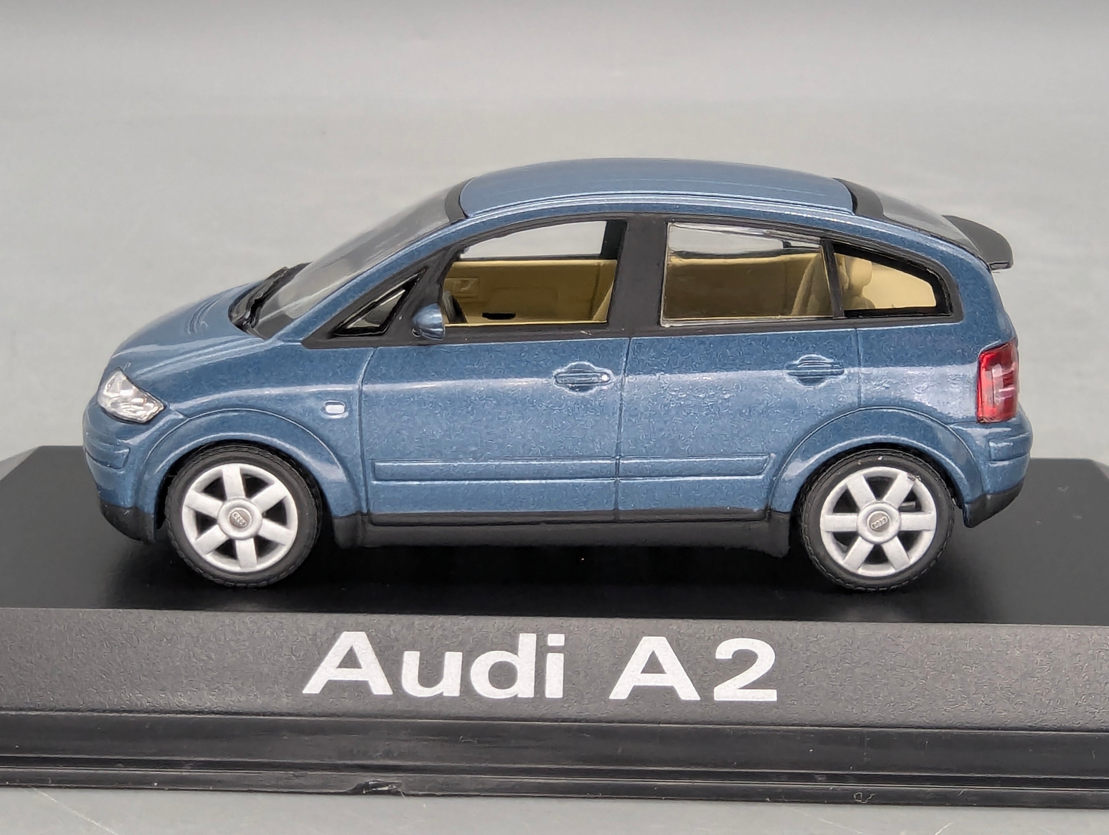 Coches en miniatura 1:43 Minichamps Mercedes Benz SL65 AMG Black Series Plata con embalaje original