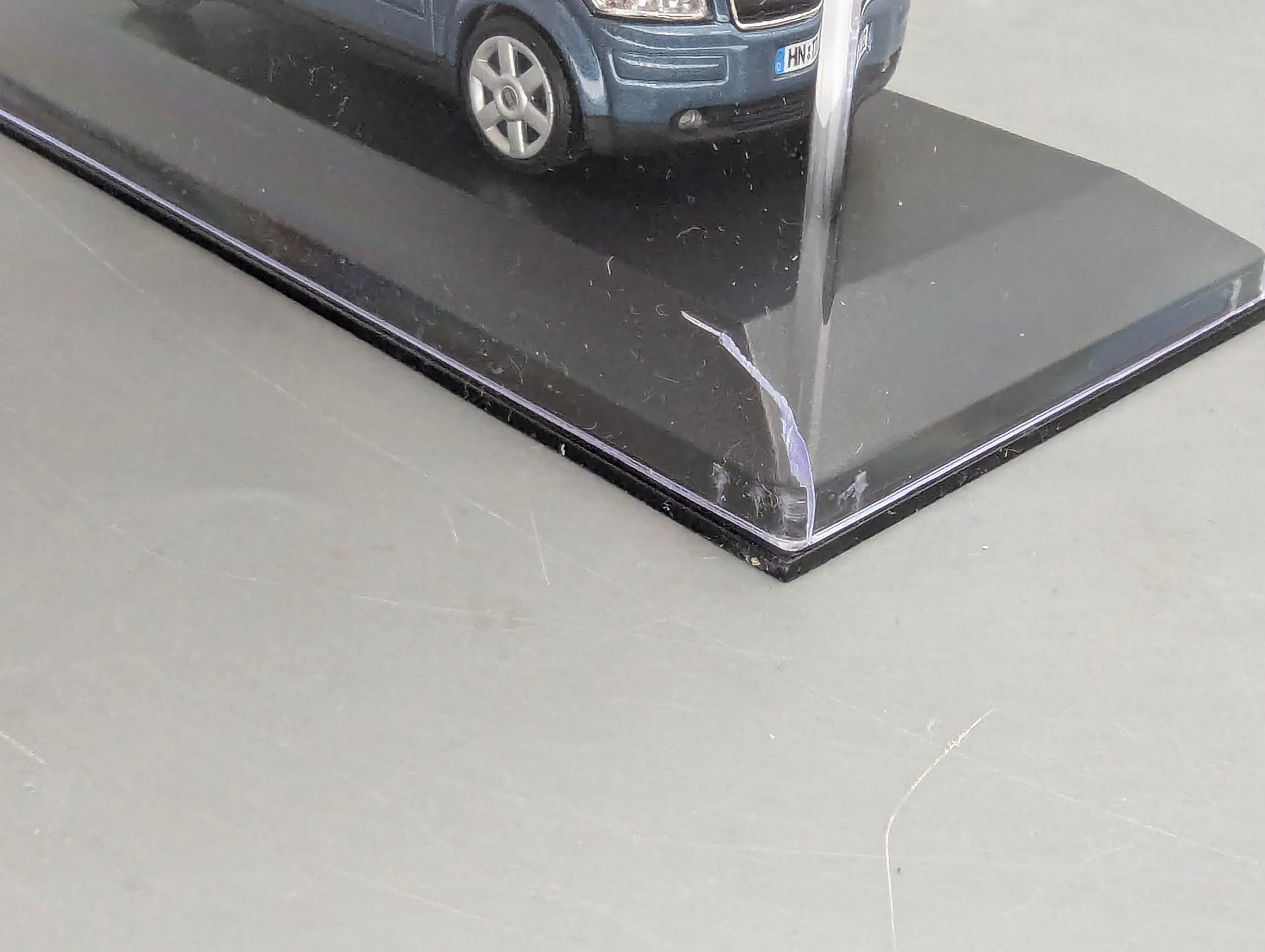 Model Cars 1:43 Minichamps Mercedes Benz SL65 AMG Black Series Silver with original packaging