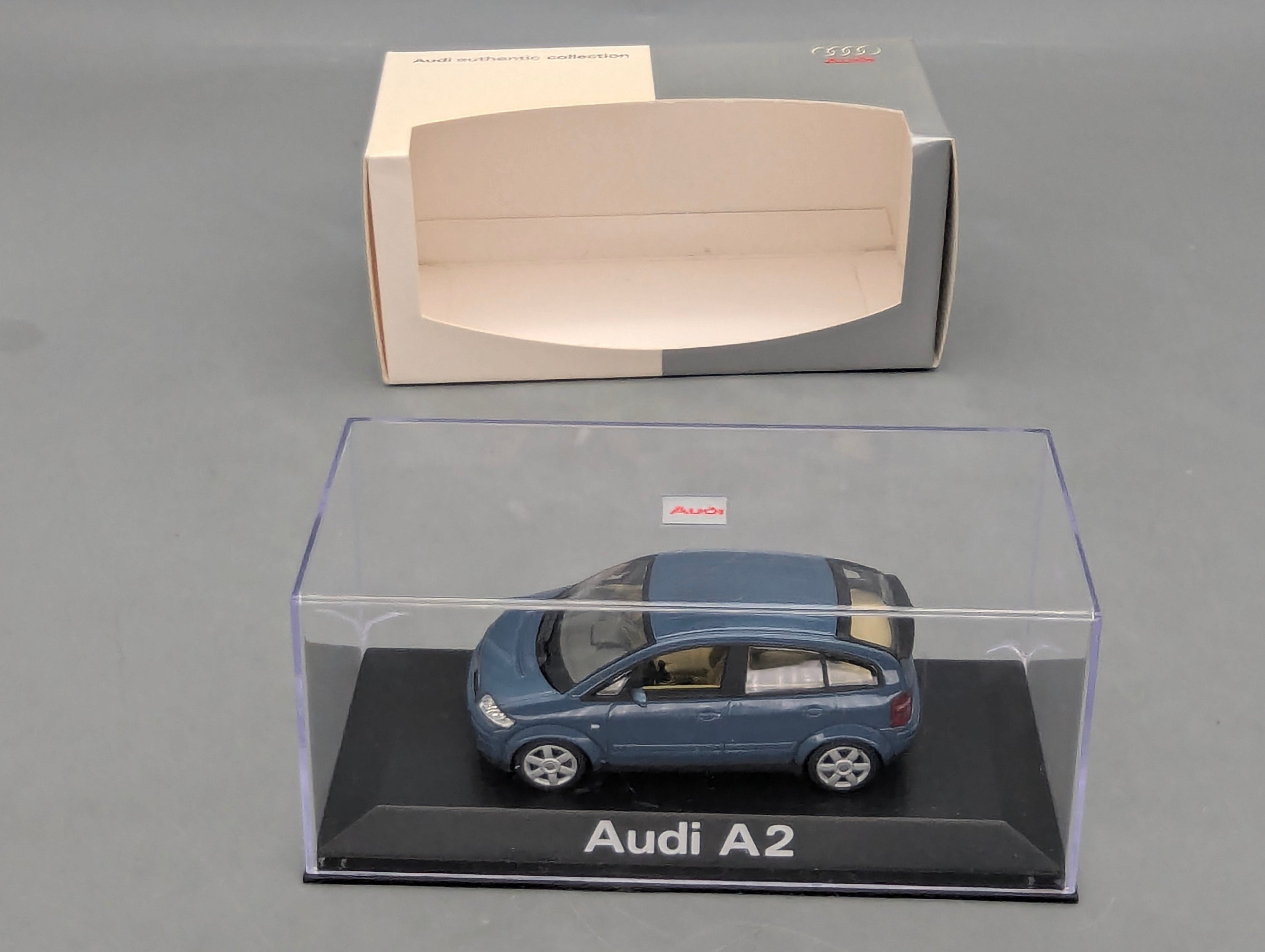 Model Cars 1:43 Minichamps Mercedes Benz SL65 AMG Black Series Silver with original packaging