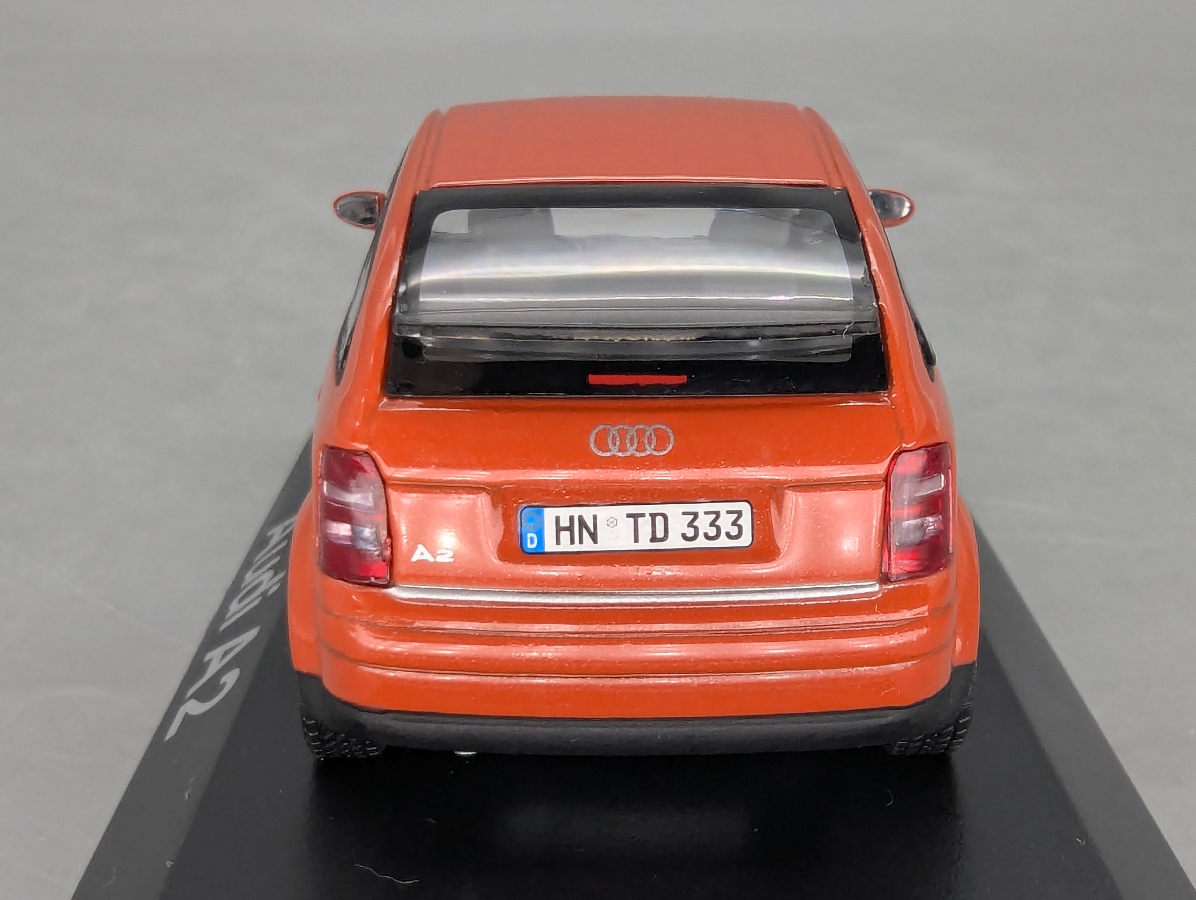 Coches en miniatura 1:43 Minichamps Mercedes Benz SL65 AMG Black Series Plata con embalaje original
