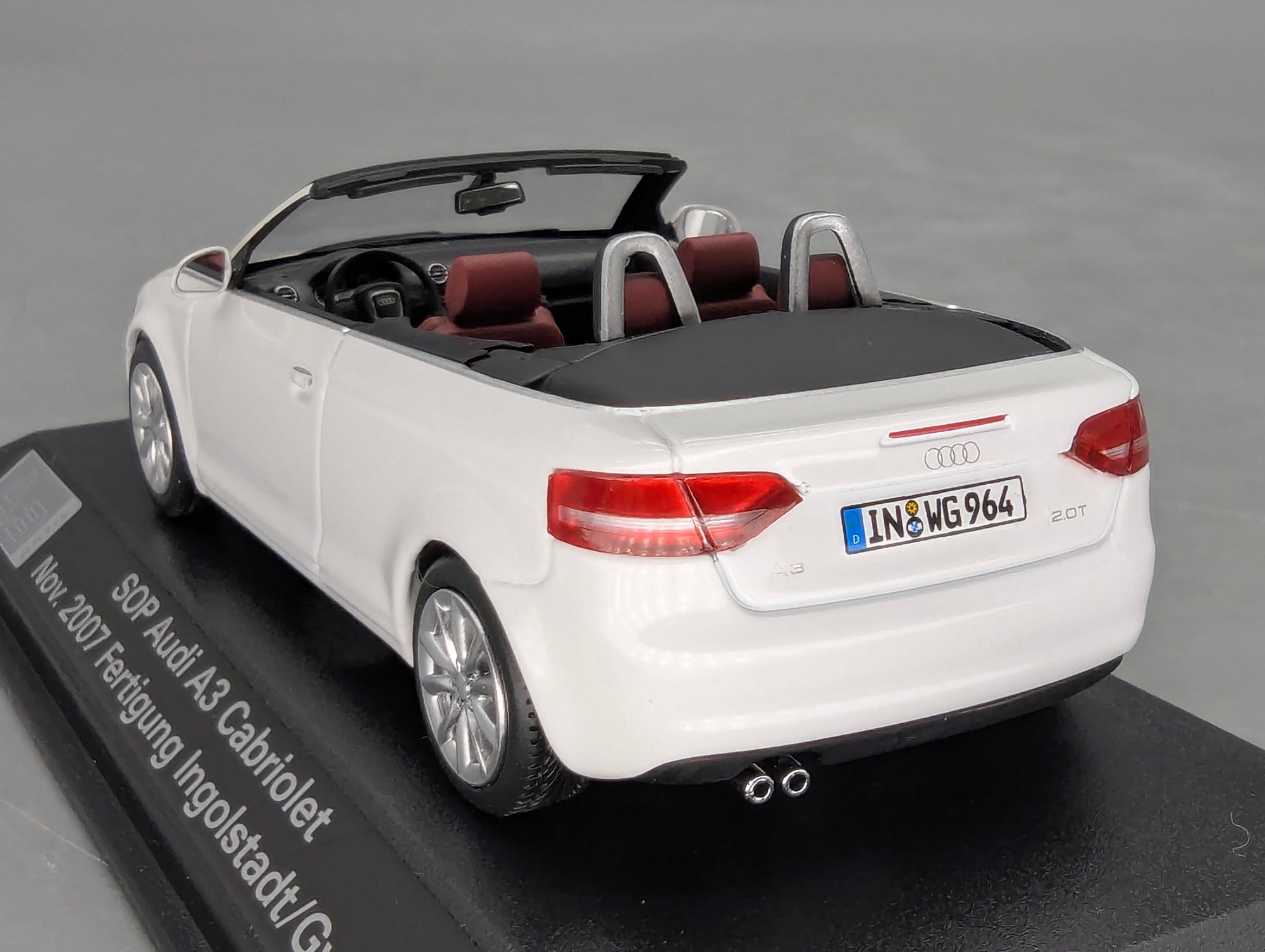 Modellautos 1:43 Minichamps Audi A3 Cabriolet 2007 Weiiß mit Dealer OVP