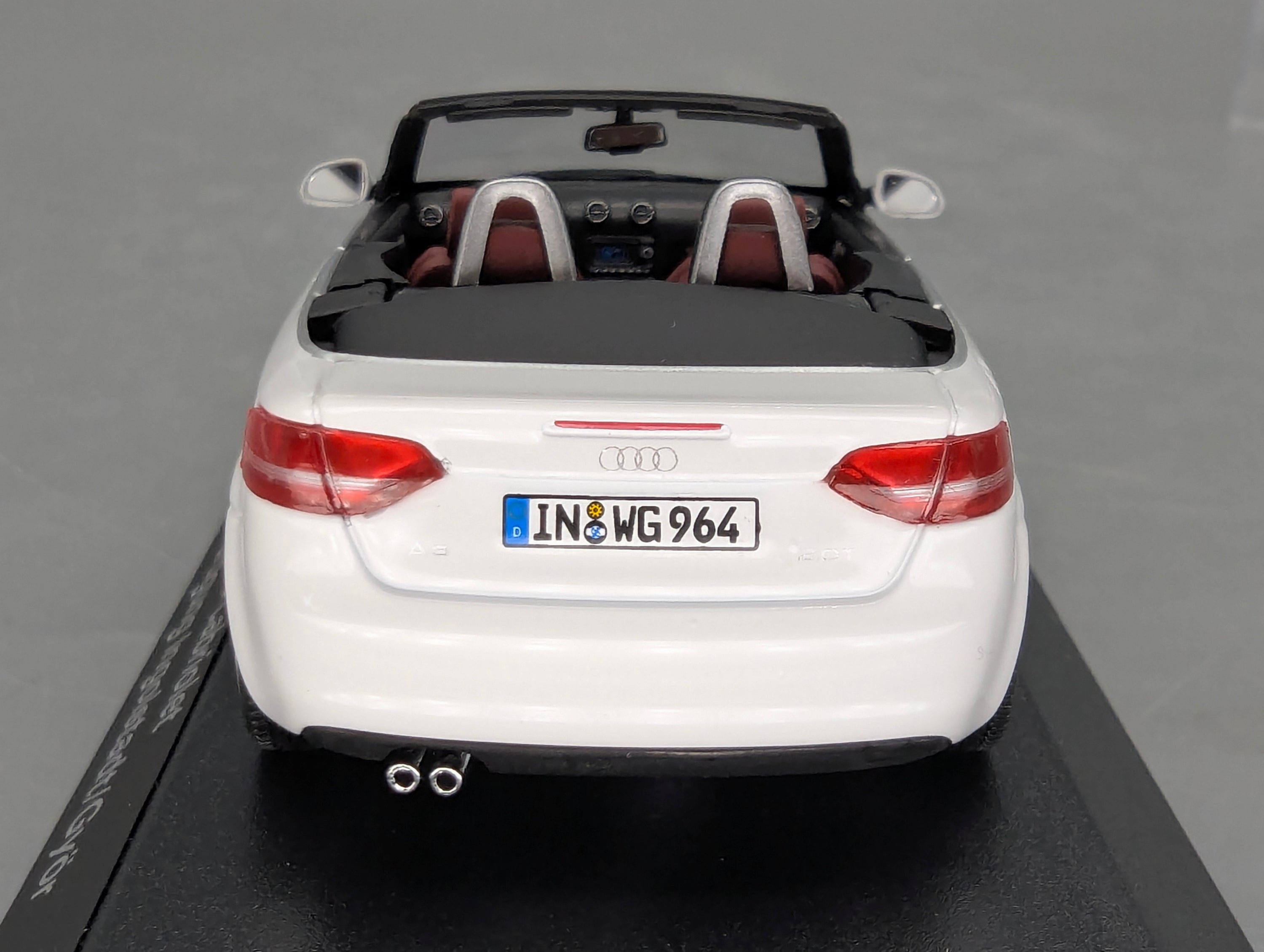 Modellautos 1:43 Minichamps Audi A3 Cabriolet 2007 Weiiß mit Dealer OVP