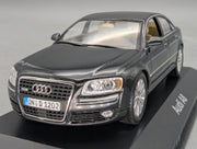 Modellautos 1:43 Minichamps Audi A8 Phantomschwarz Schwarz mit Dealer OVP
