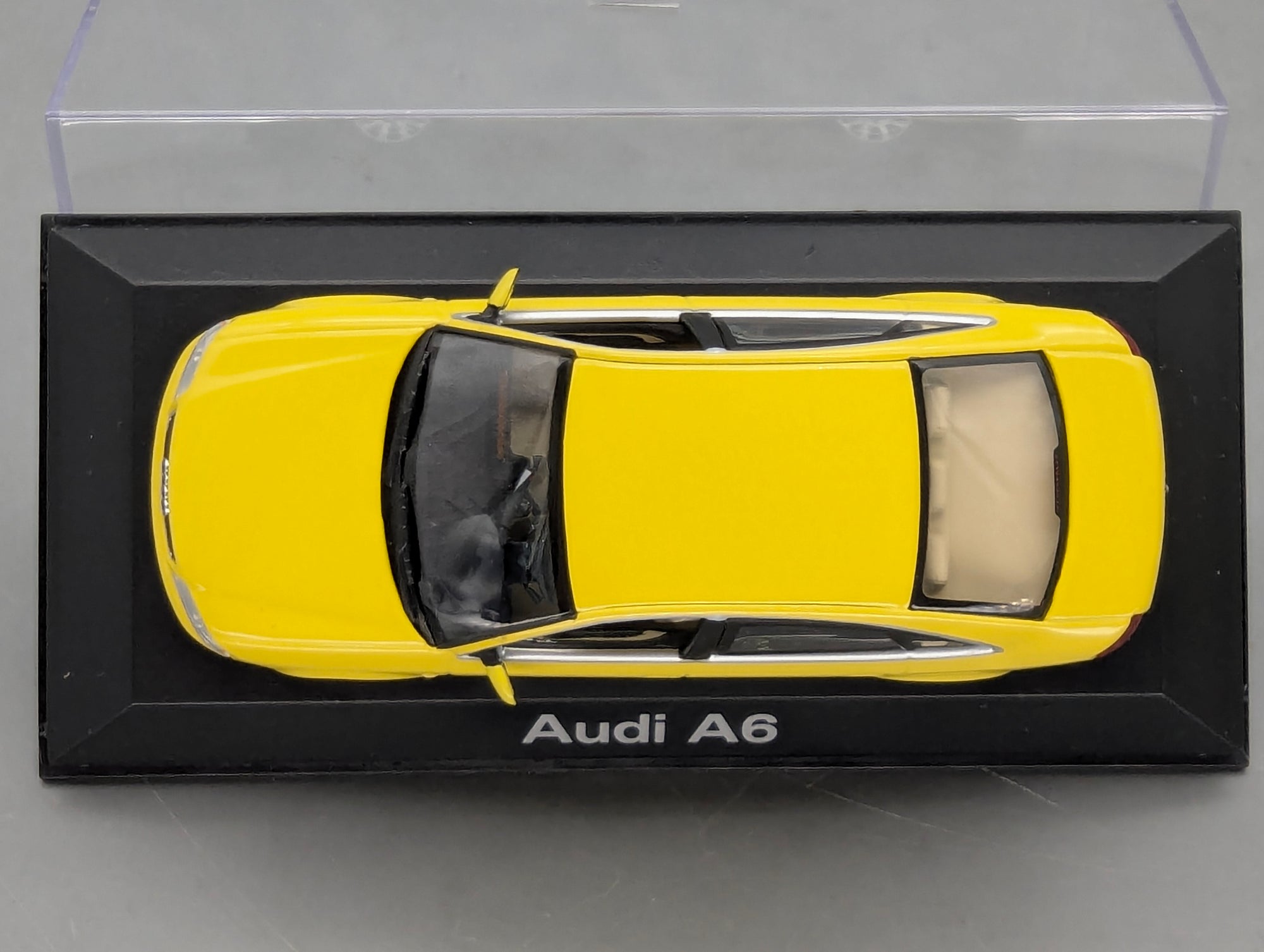 Model Cars 1:43 Minichamps Mercedes Benz SL65 AMG Black Series Silver with original packaging