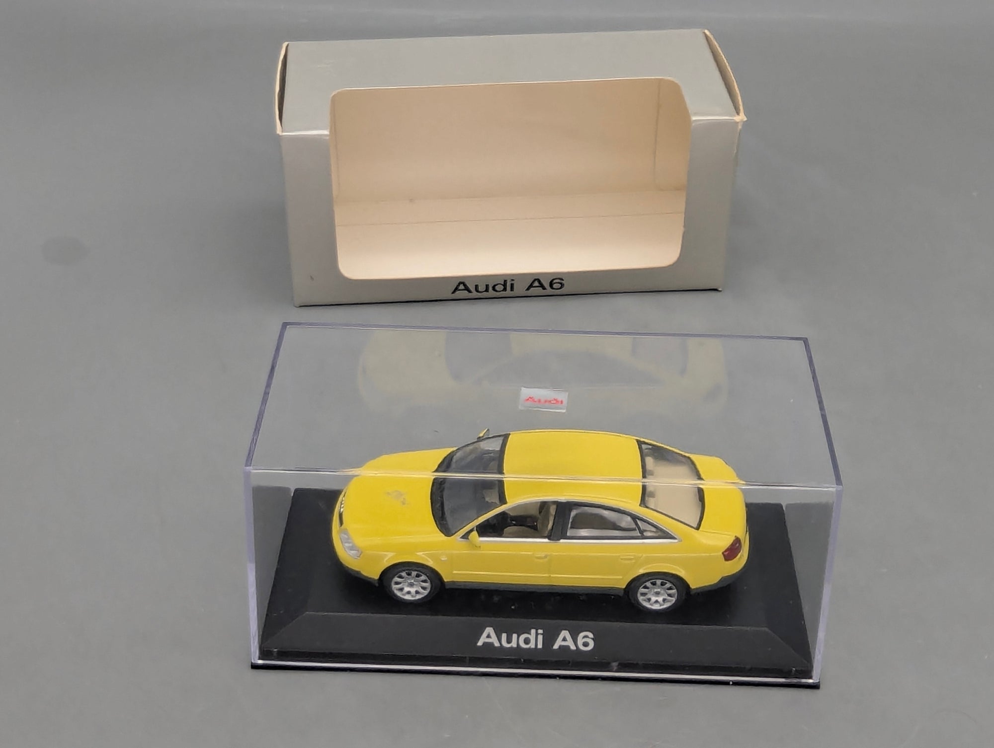 Model Cars 1:43 Minichamps Mercedes Benz SL65 AMG Black Series Silver with original packaging