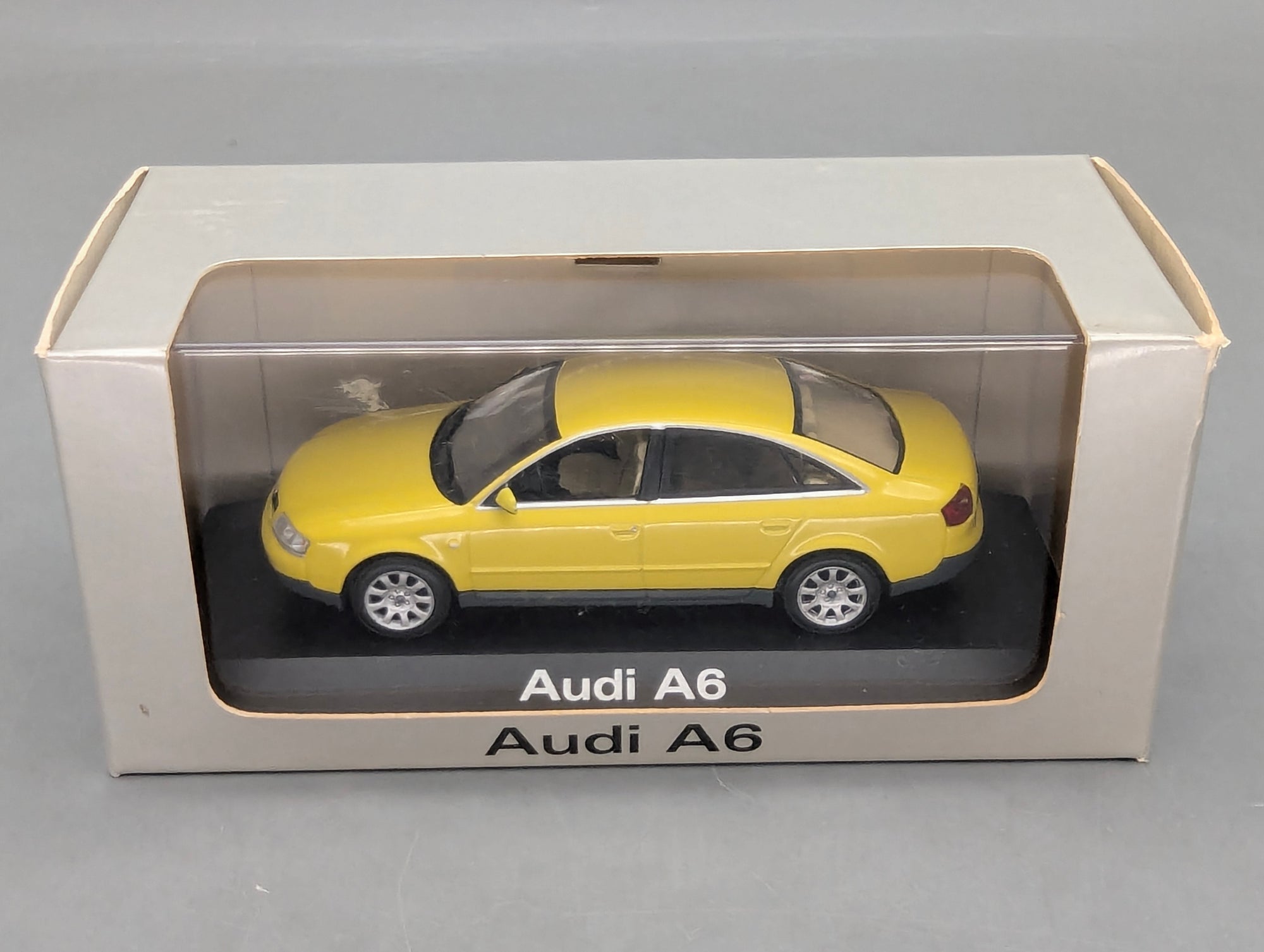 Model Cars 1:43 Minichamps Mercedes Benz SL65 AMG Black Series Silver with original packaging