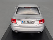 Modellautos 1:43 Minichamps Audi A6 Eissilber Metallic mit Dealer OVP