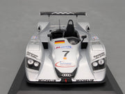 Modellautos 1:43 Minichamps Audi R8 24h Le Mans 2000 Silber #7 mit Dealer OVP