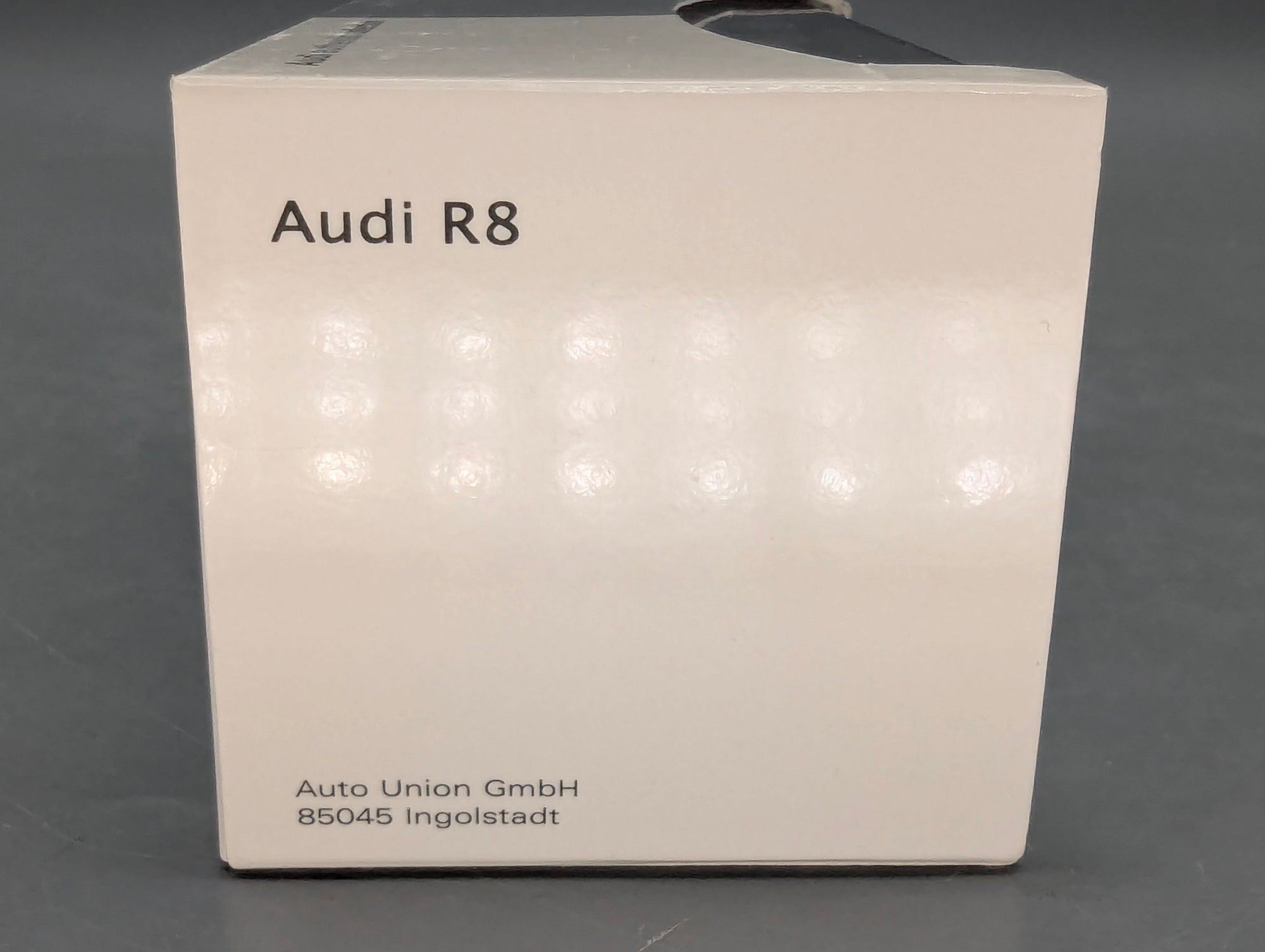 Modellautos 1:43 Minichamps Audi R8 24h Le Mans 2000 Silber #7 mit Dealer OVP