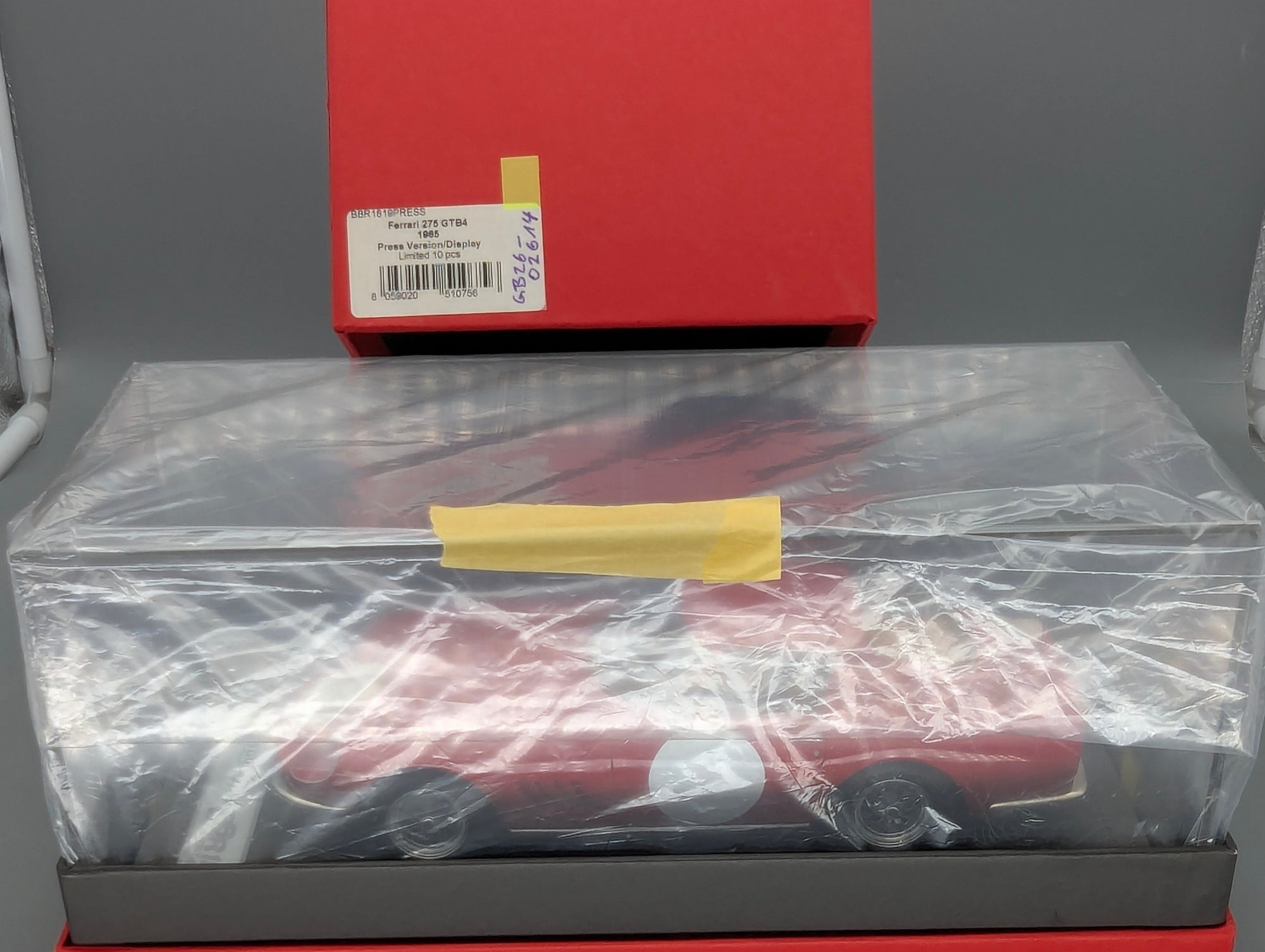 Modellautos 1:18 BBR Ferrari 275 GTB 1966 Press Version Ltd 10/10 Lederplatte Vitrine OVP