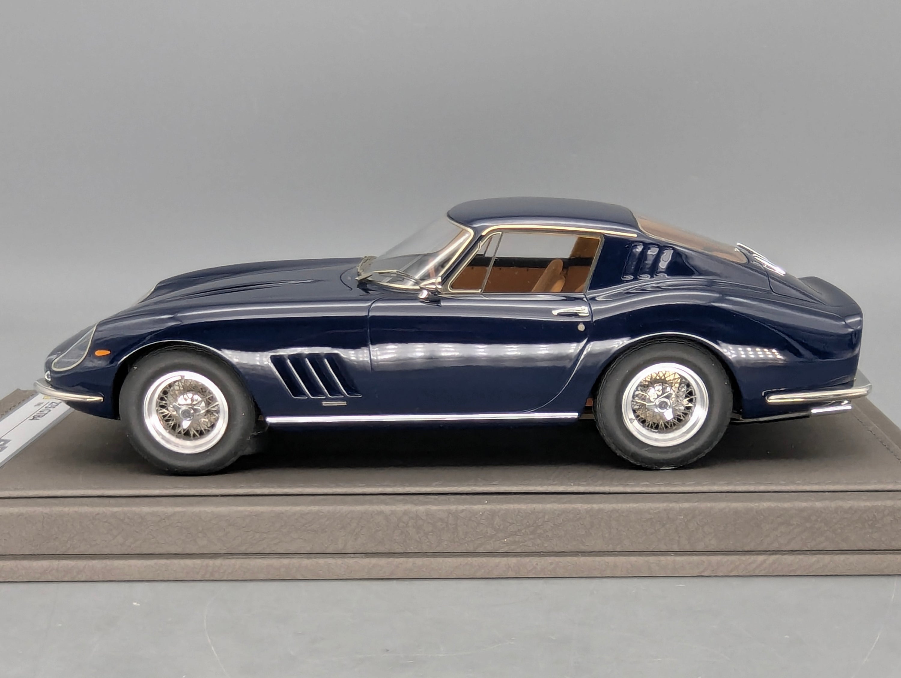 Modellautos 1:18 BBR Ferrari 275 GTB4 1966 Dark Blue Ltd 01/10 Lederplatte Vitrine OVP
