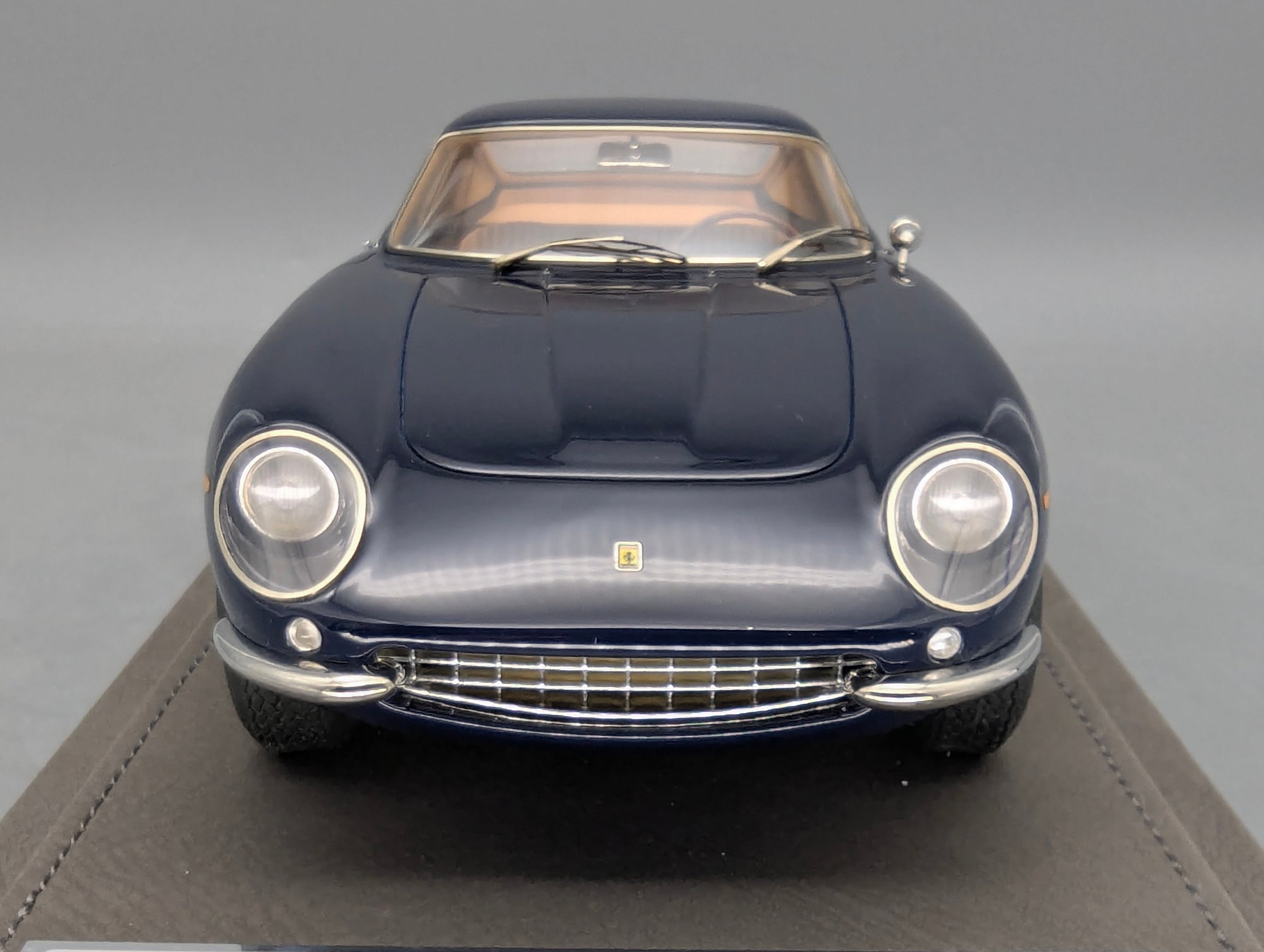 Modellautos 1:18 BBR Ferrari 275 GTB4 1966 Dark Blue Ltd 01/10 Lederplatte Vitrine OVP
