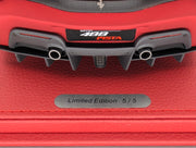 Modellautos 1:18 BBR Ferrari 488 Pista Soft Red Ltd 05/05 mit Lederplatte Vitrine OVP