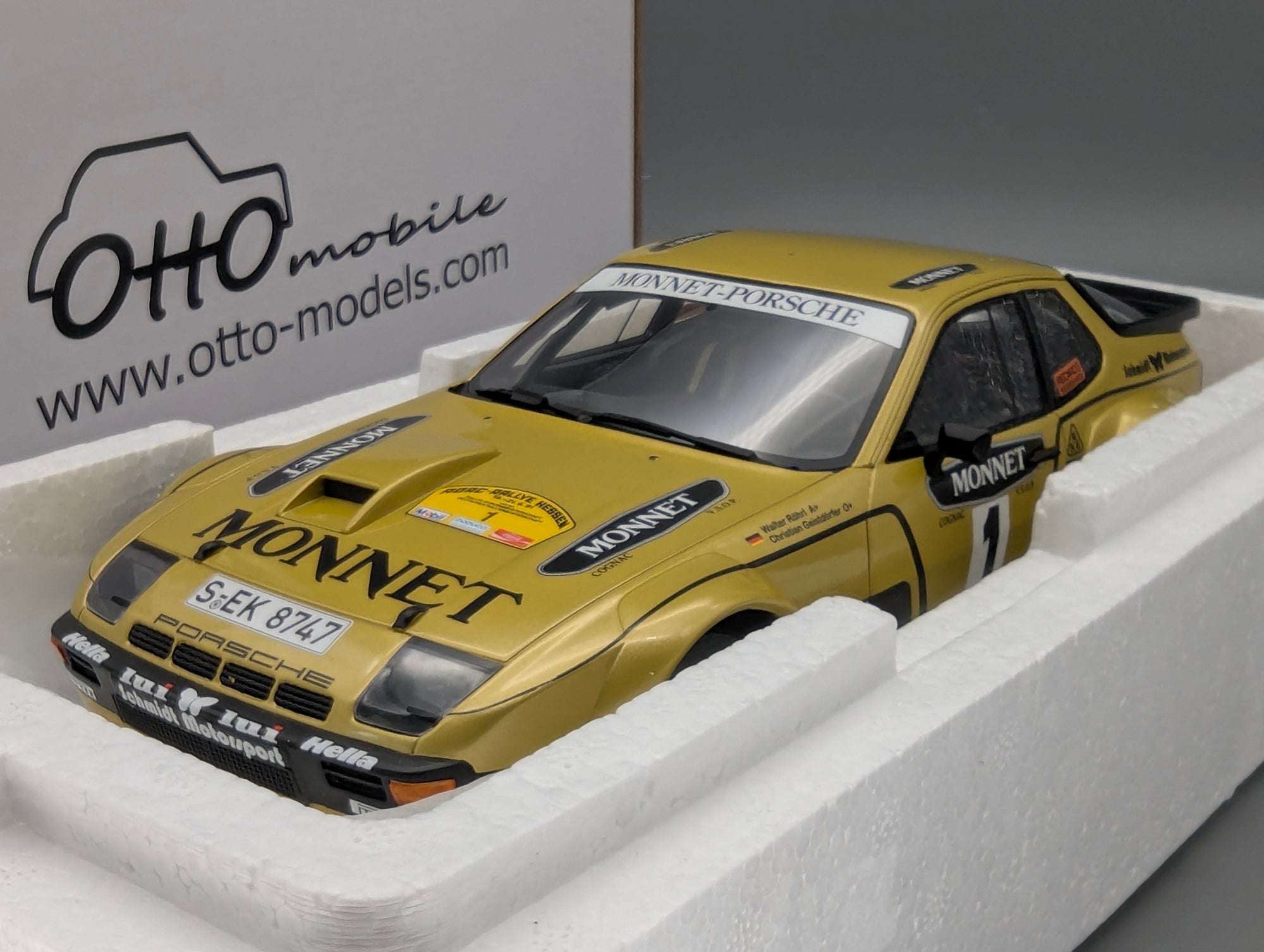 Modellautos 1:18 Otto OT442 Porsche 924 Carrera GT Gr. 4 #1  W. Röhrl mit OVP