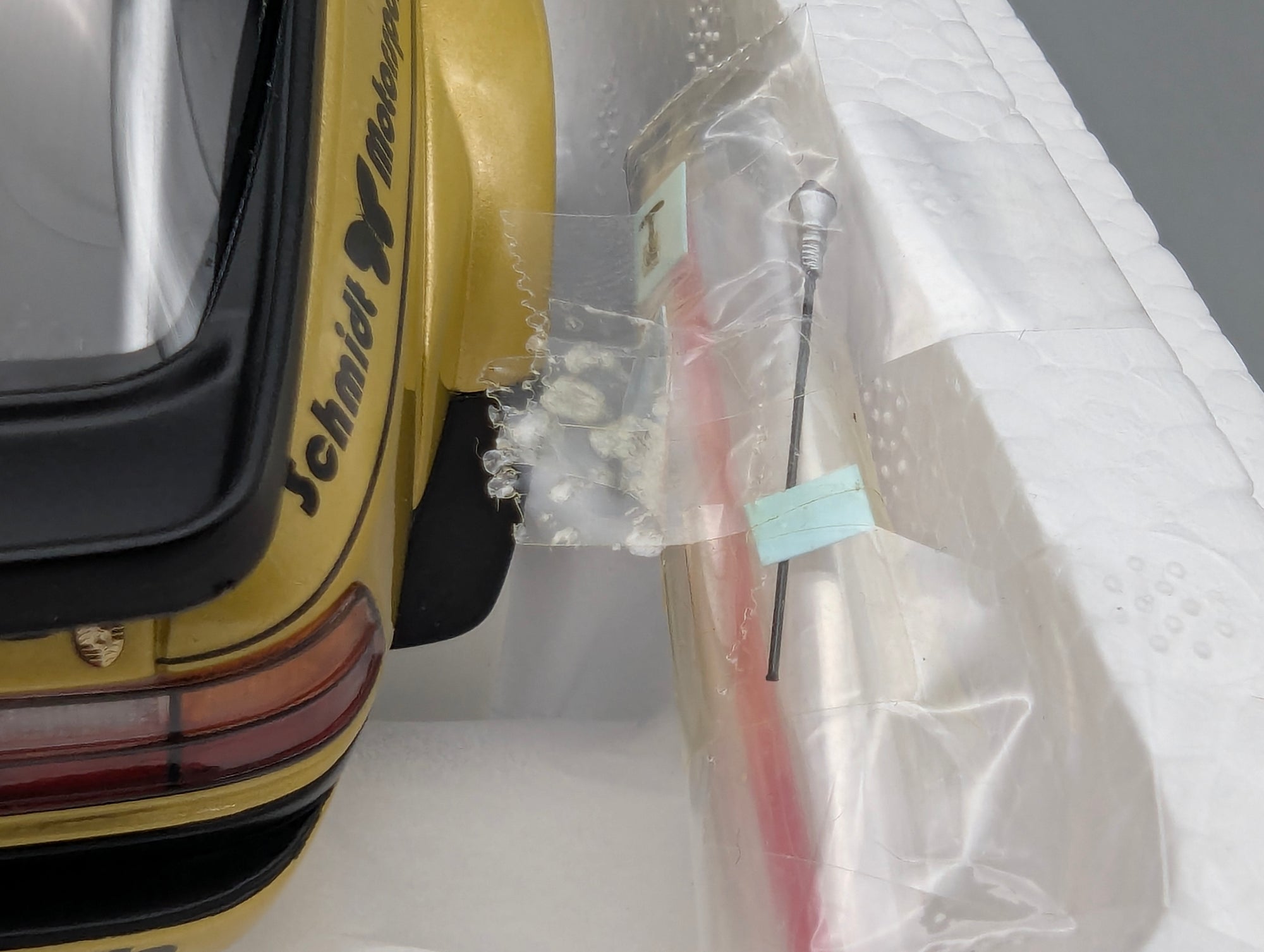 Modellautos 1:18 Otto OT442 Porsche 924 Carrera GT Gr. 4 #1  W. Röhrl mit OVP