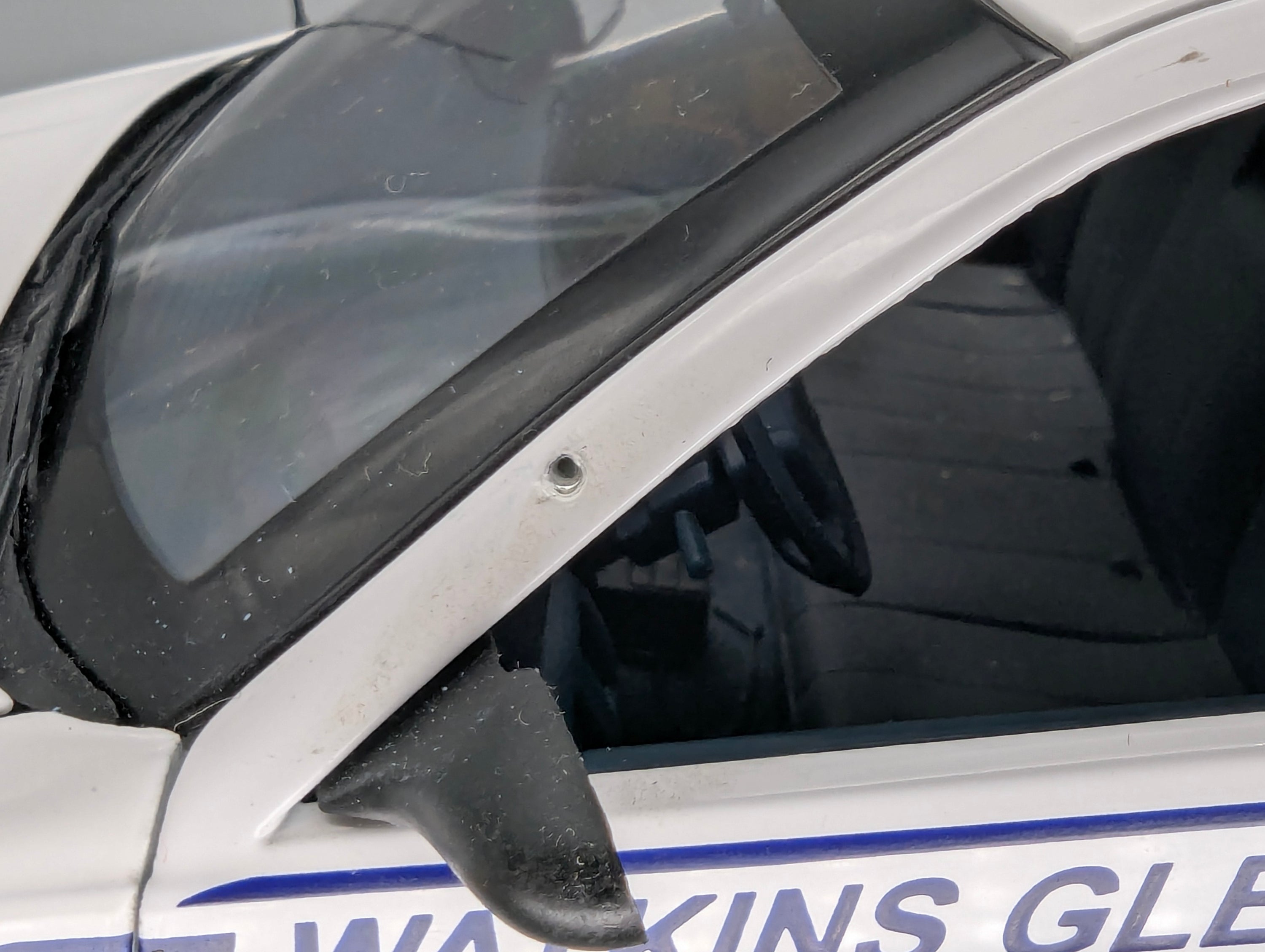 Modellautos 1:18 UT Models 21028 Chevrolet Caprice Watkins Glen Police mit OVP