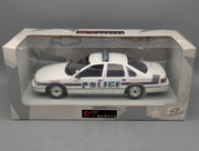 Modellautos 1:18 UT Models 21053 Chevrolet Caprice Asheville Police Car mit OVP