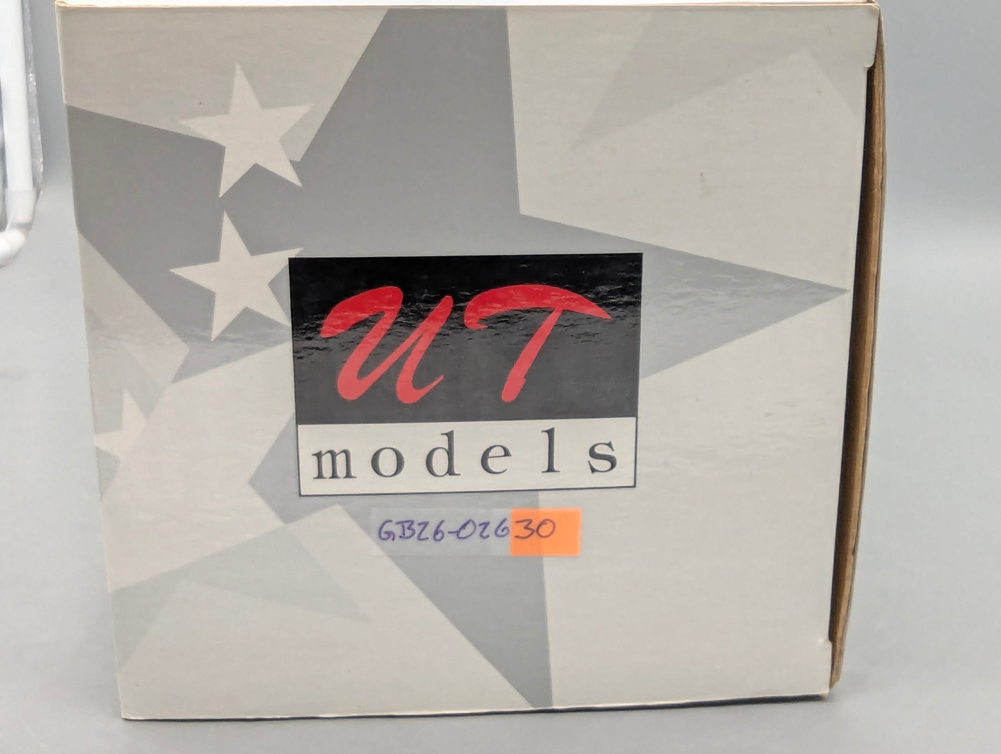 Modellautos 1:18 UT Models 21025 Chevrolet Caprice Cheyenne Police Car mit OVP