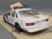 Modellautos 1:18 UT Models 21024 Chevrolet Caprice Metro Dade Police Car mit OVP