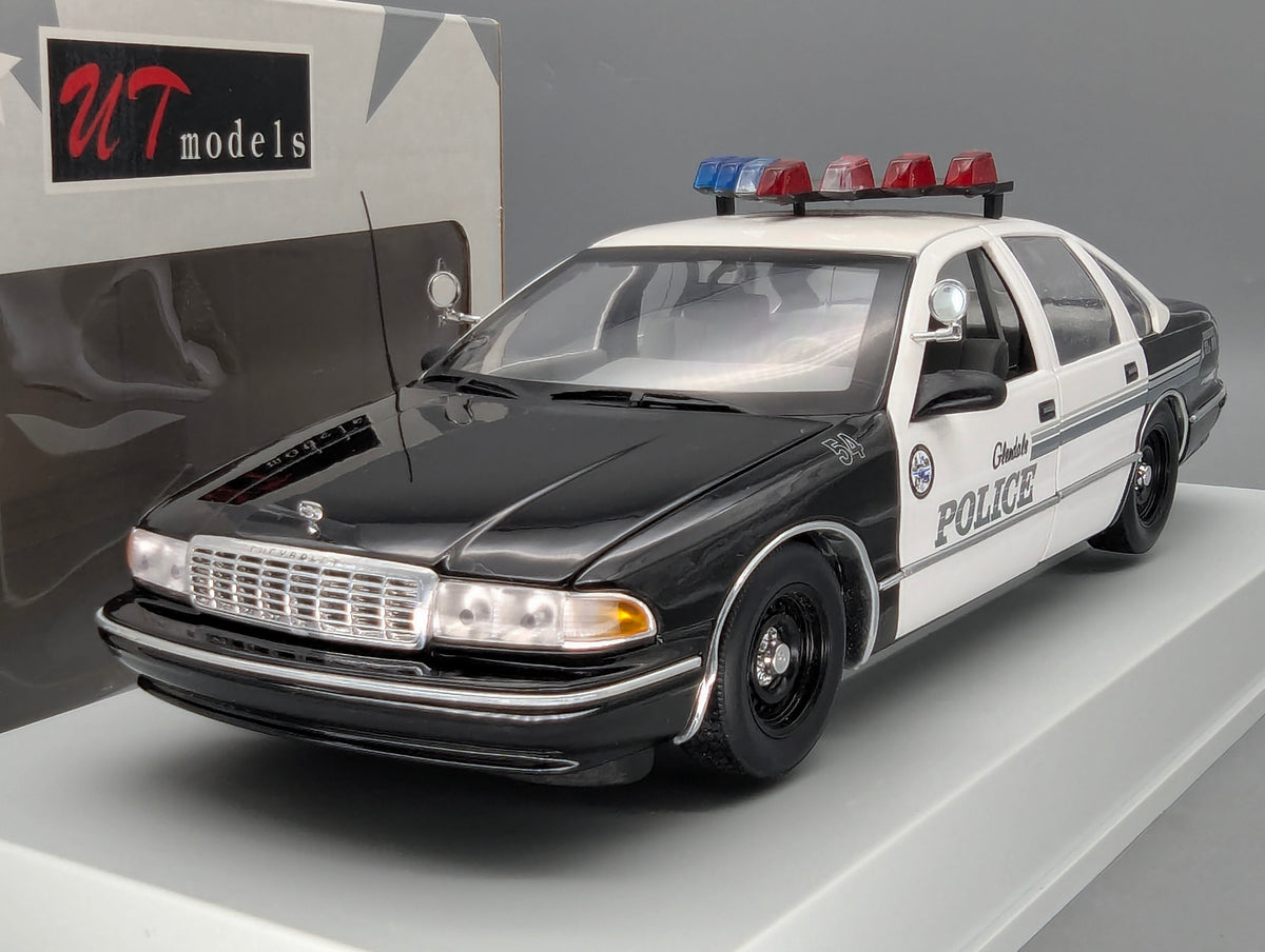 Modellautos 1:18 UT Models 21026 Chevrolet Caprice Glendale Police Car mit OVP