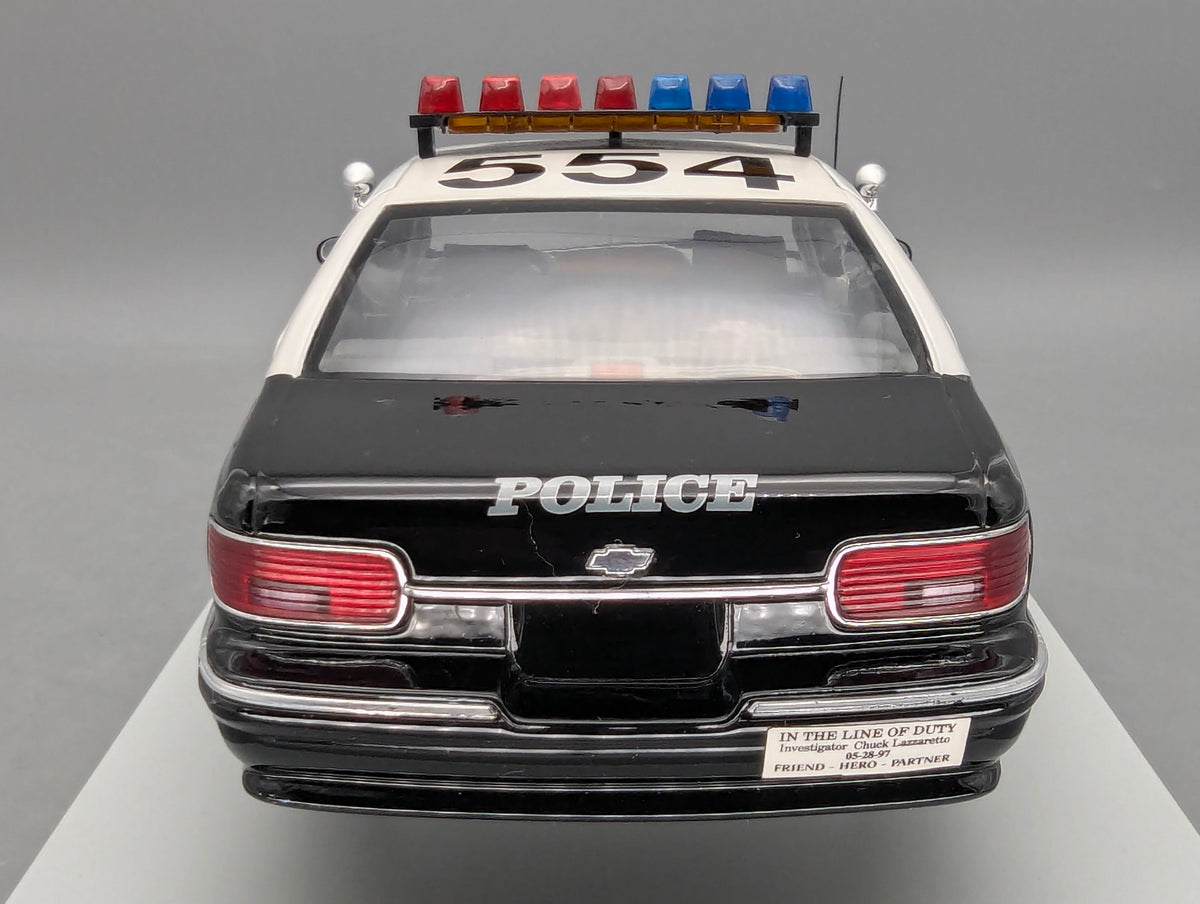 Modellautos 1:18 UT Models 21026 Chevrolet Caprice Glendale Police Car mit OVP