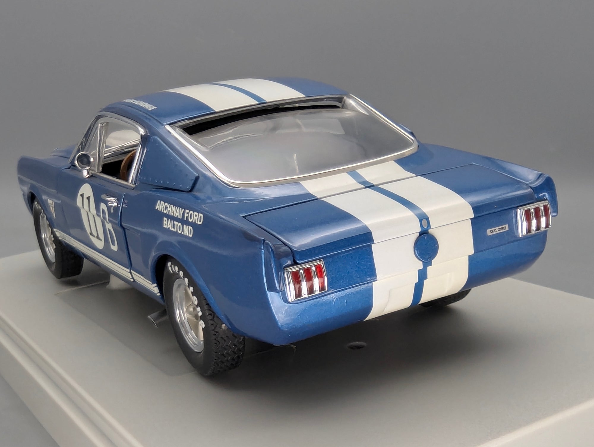 Modellautos 1:18 GMP 1101 Ford Shelby Mustang G.T. 350 R #11B Donohue mit OVP