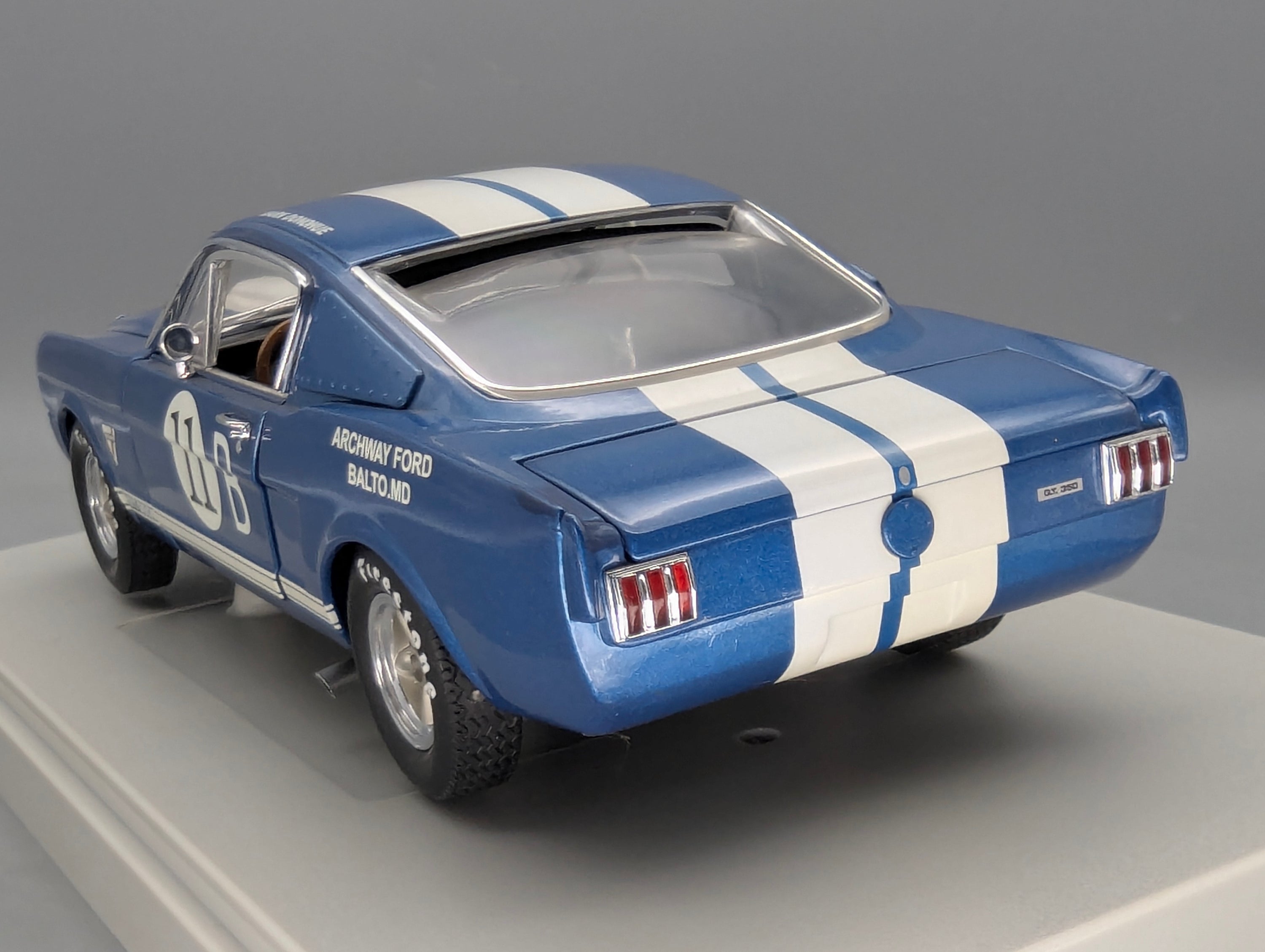 Modellautos 1:18 GMP 1101 Ford Shelby Mustang G.T. 350 R #11B Donohue mit OVP