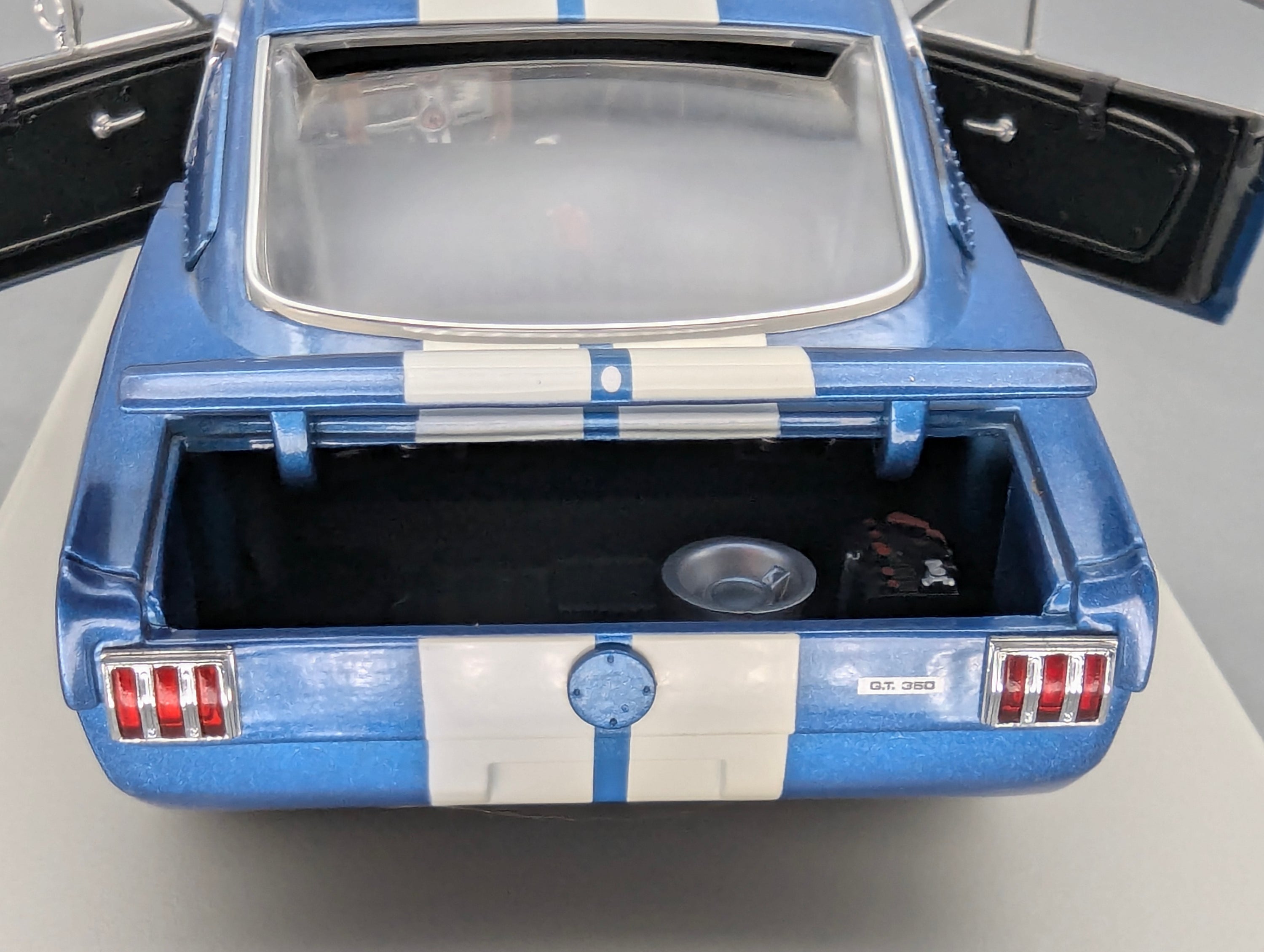 Modellautos 1:18 GMP 1101 Ford Shelby Mustang G.T. 350 R #11B Donohue mit OVP