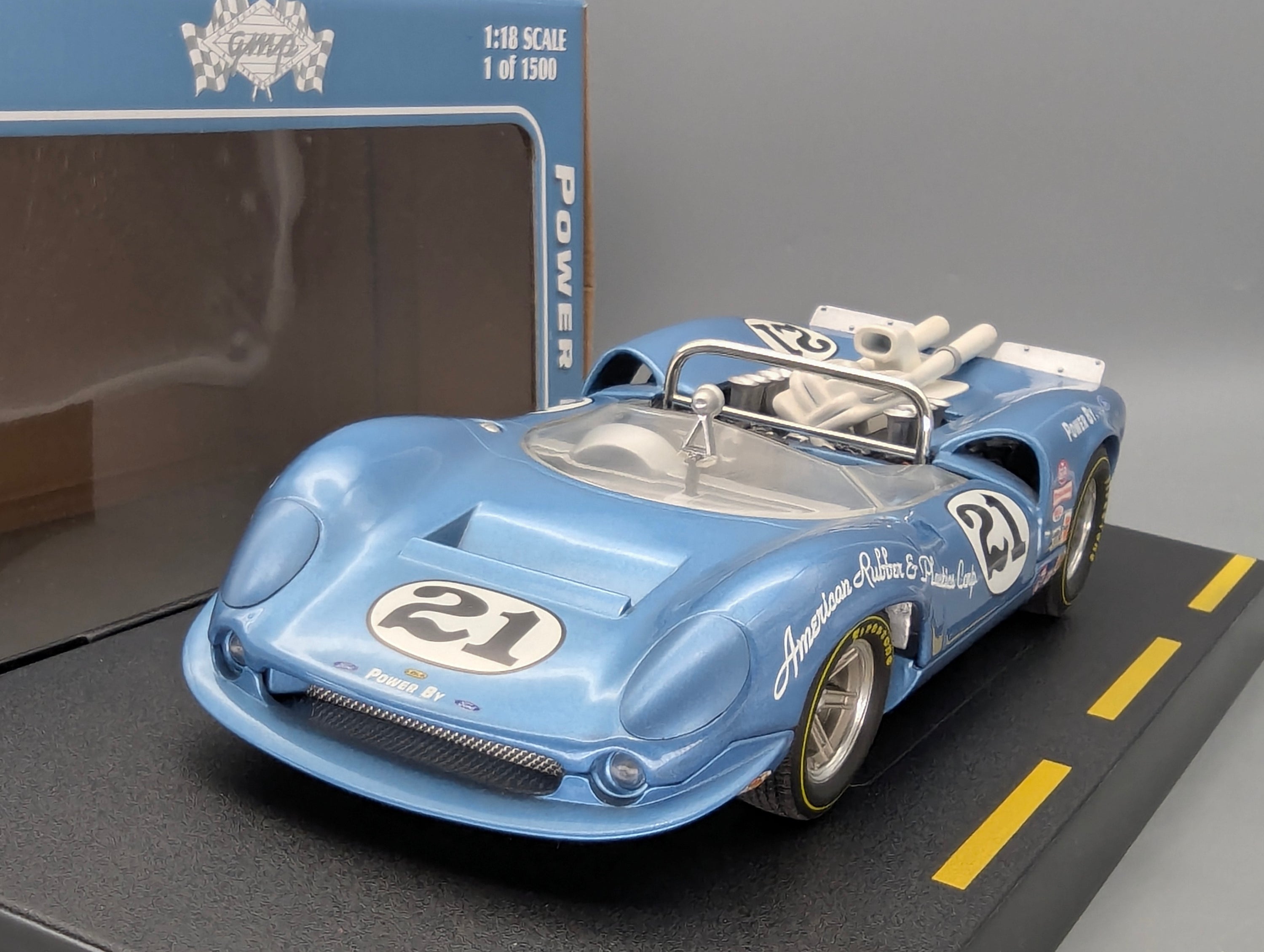 Model Cars 1:43 Minichamps Mercedes Benz SL65 AMG Black Series Silver with original packaging