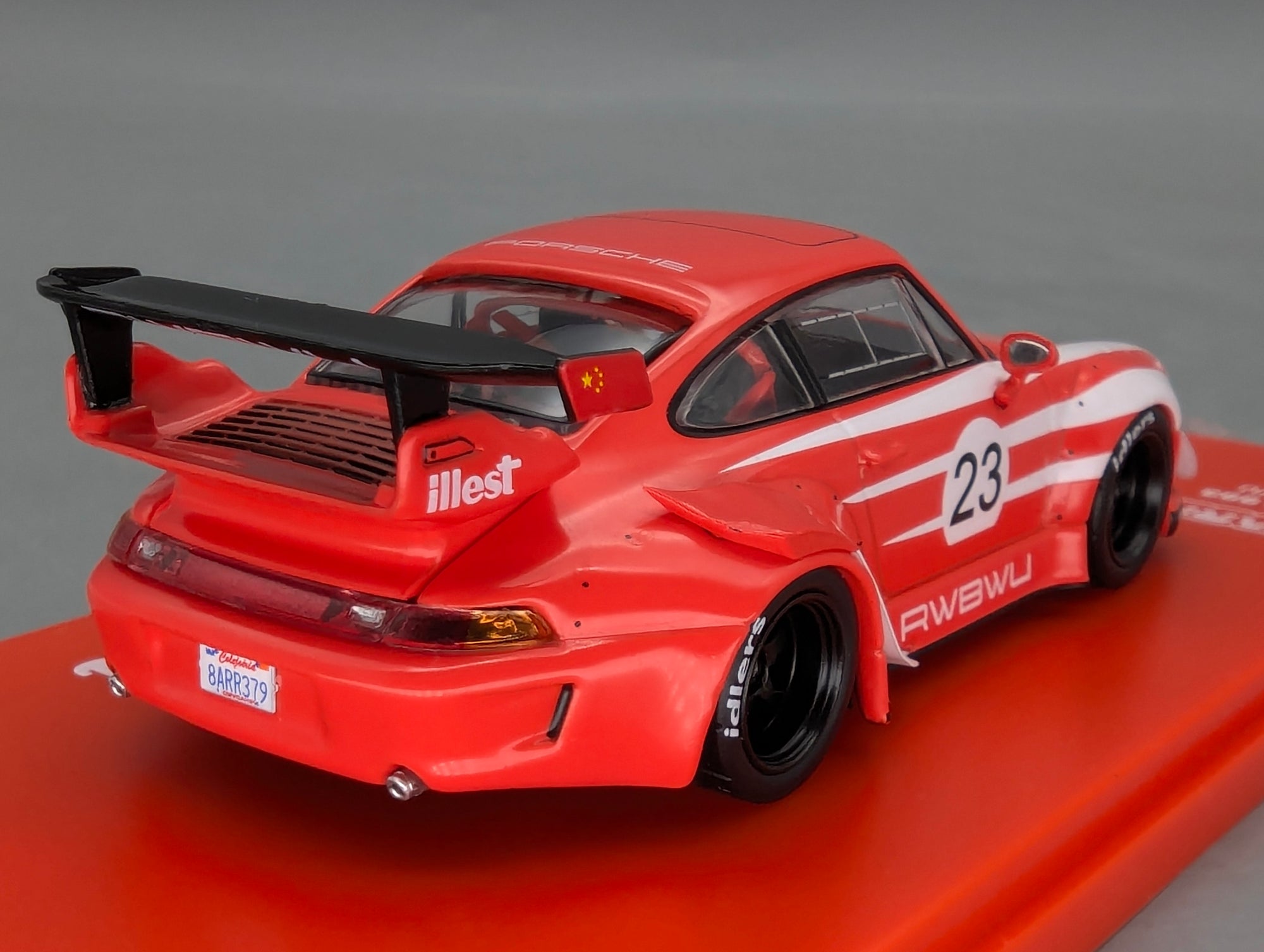 Model Cars 1:43 Minichamps Mercedes Benz SL65 AMG Black Series Silver with original packaging