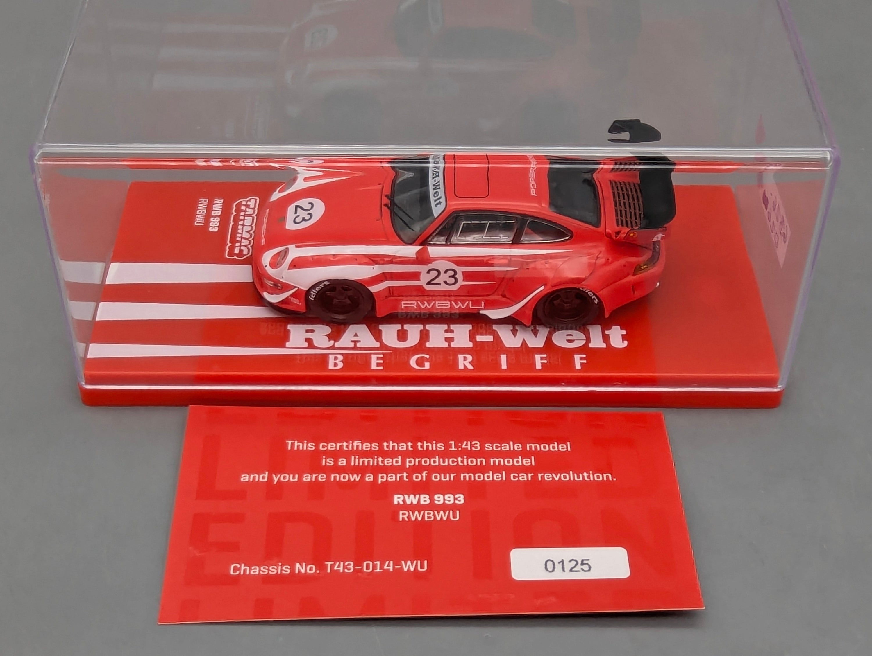Model Cars 1:43 Minichamps Mercedes Benz SL65 AMG Black Series Silver with original packaging