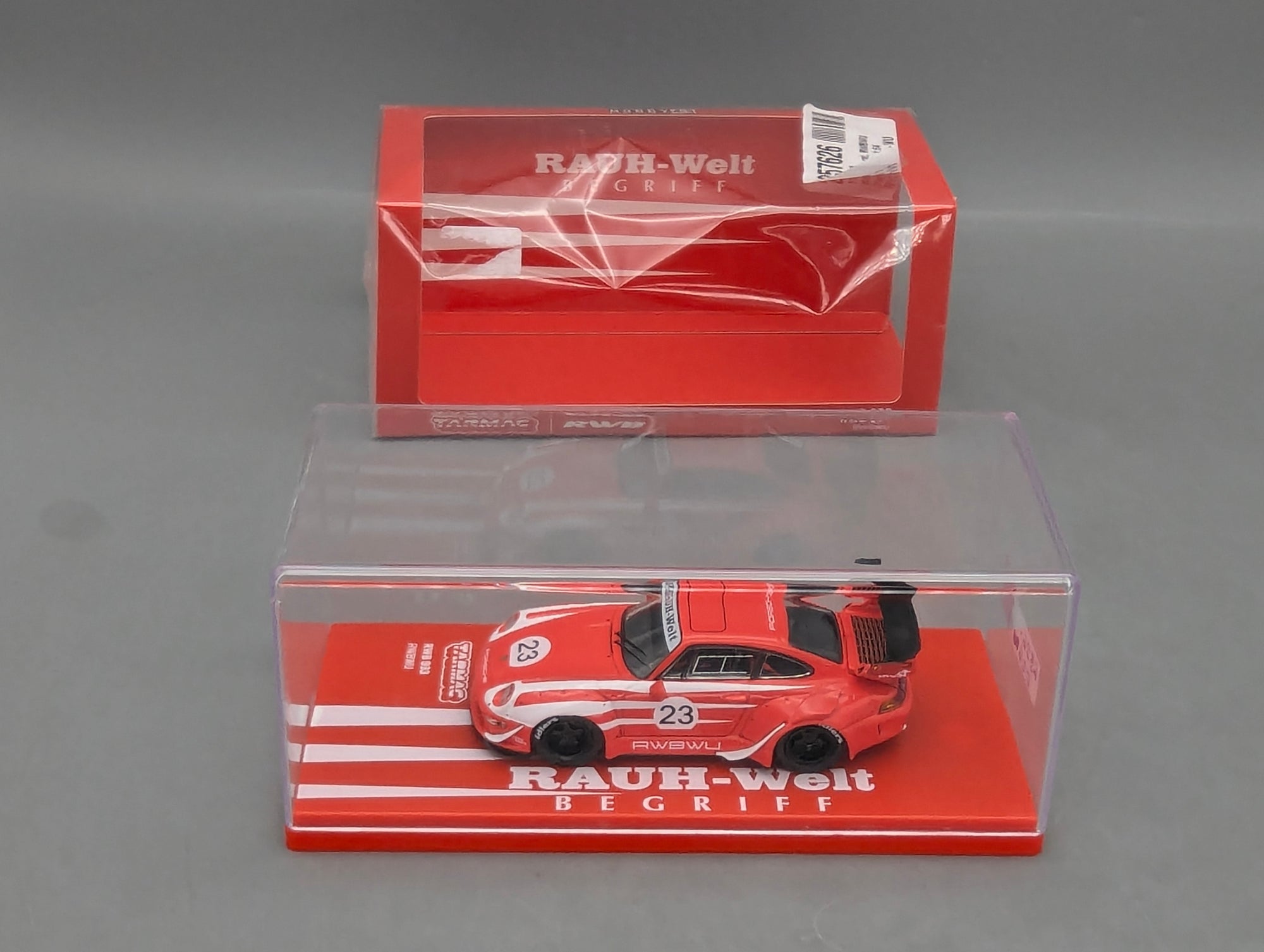 Model Cars 1:43 Minichamps Mercedes Benz SL65 AMG Black Series Silver with original packaging