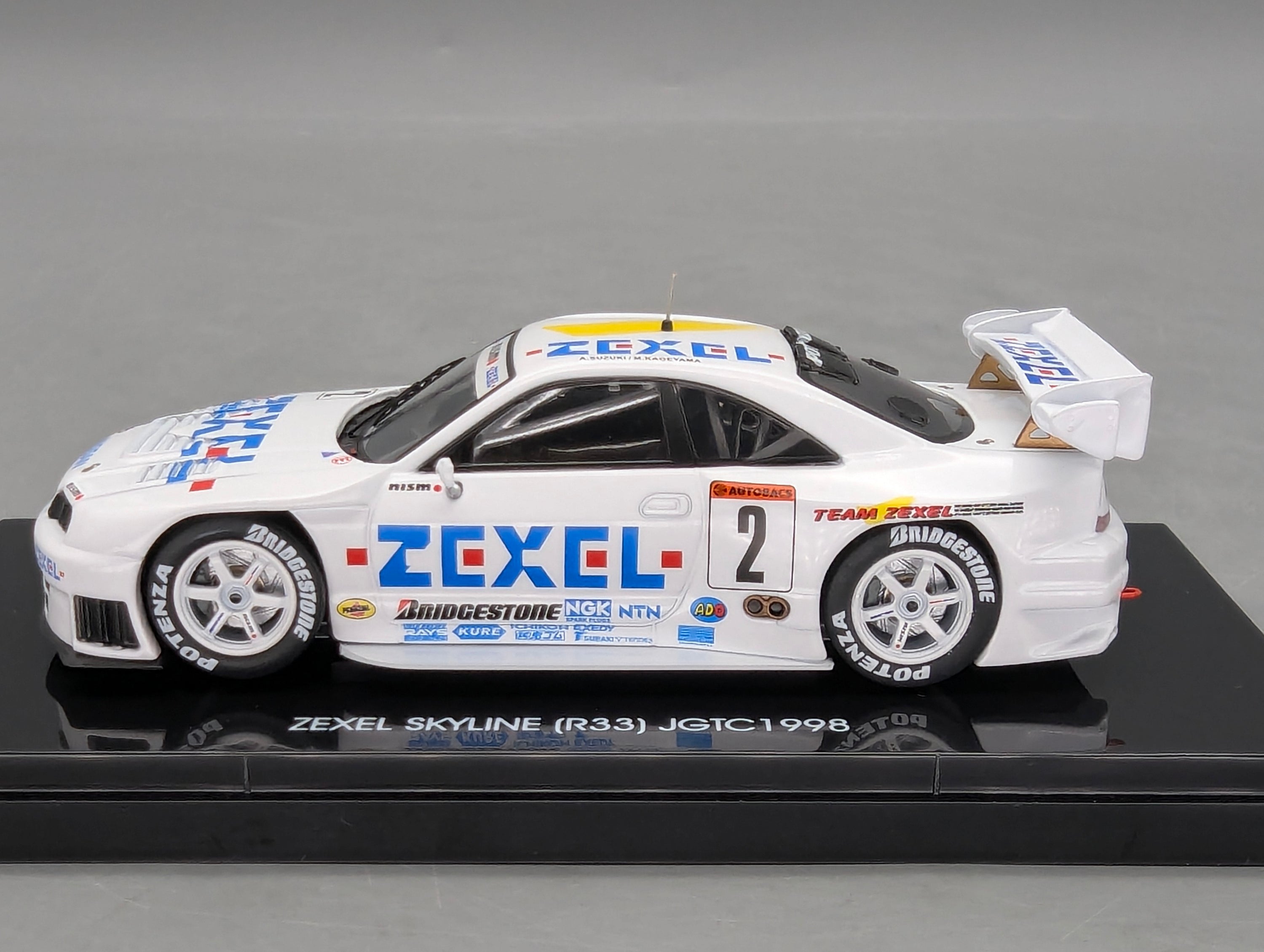 Coches en miniatura 1:43 Minichamps Mercedes Benz SL65 AMG Black Series Plata con embalaje original
