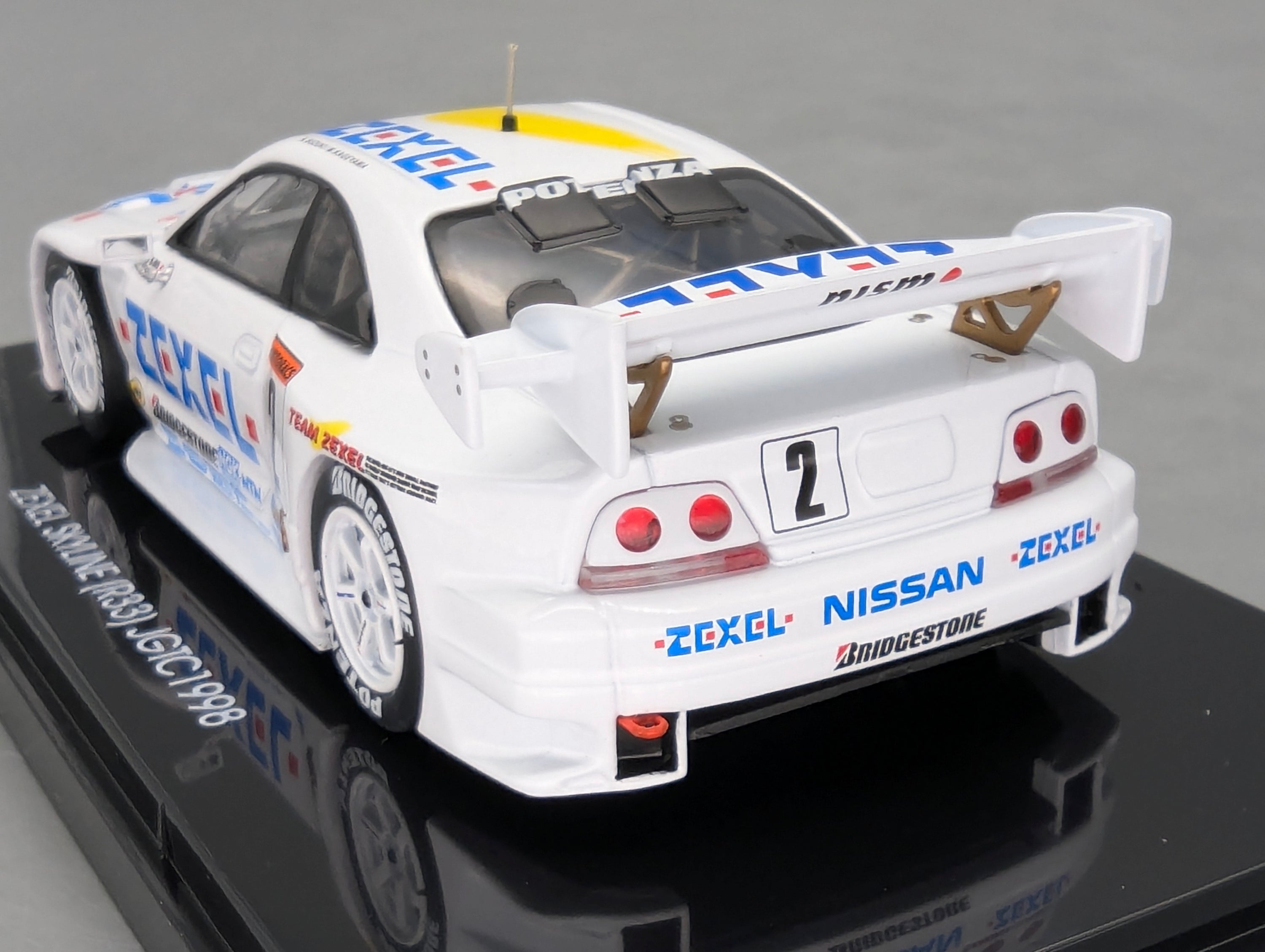 Coches en miniatura 1:43 Minichamps Mercedes Benz SL65 AMG Black Series Plata con embalaje original